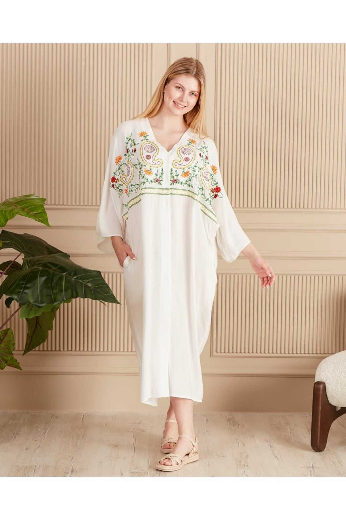 Eceyaman moda kadın beyaz şal desen nakışlı maxi büyük beden elbise
