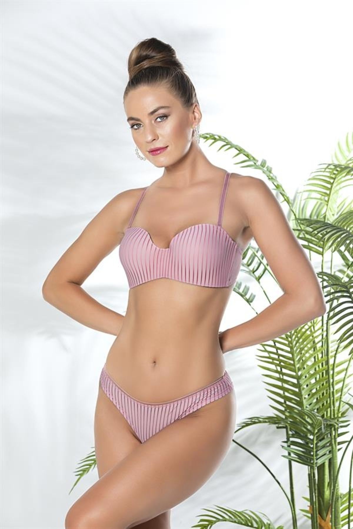 The LOG INVEST Straplez Lotus Sütyen Ve Slip Külot Takım Pembe (brf31761)
