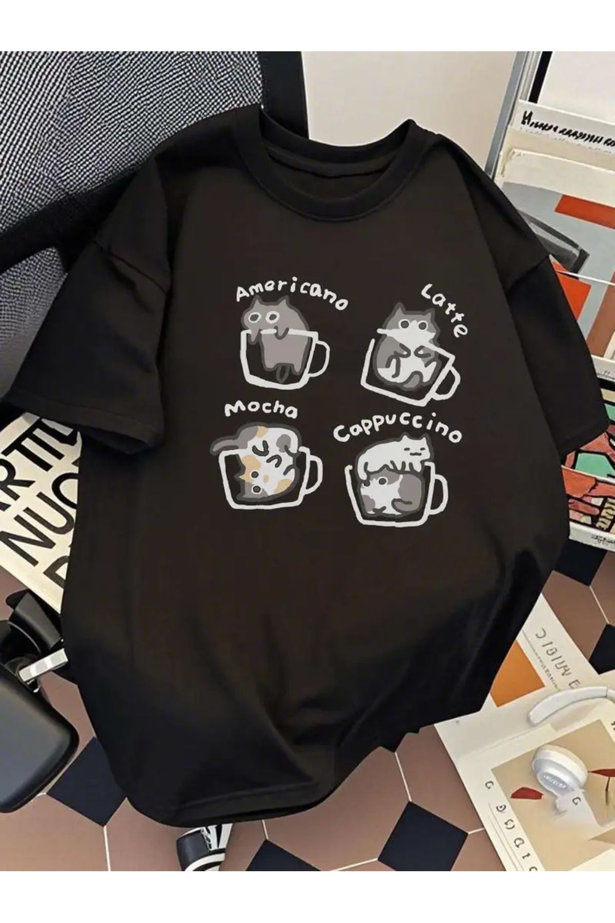 LUNAVISTA Cat Baskılı Bisiklet Yaka Kısa Kol T-shirt
