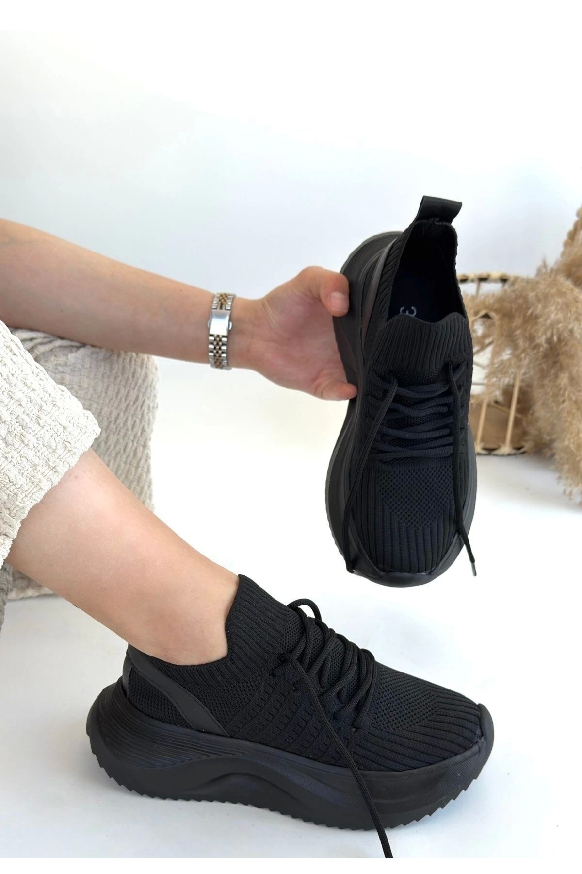 meSga butik Jindy Siyah Triko Bağcıklı Spor Ayakkabı
