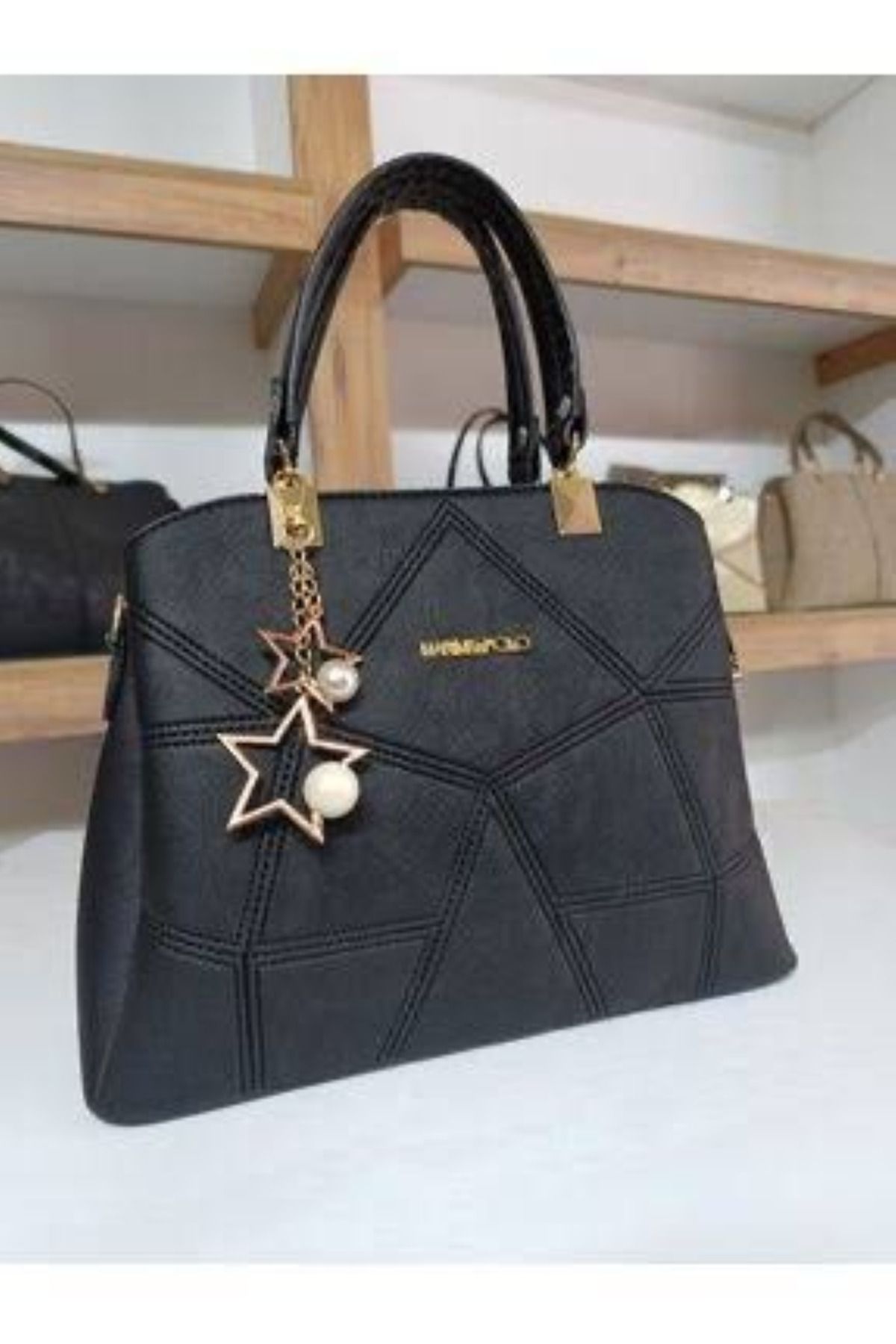 aynewmoda Siyah saplamalı ve omuz askılı çanta -