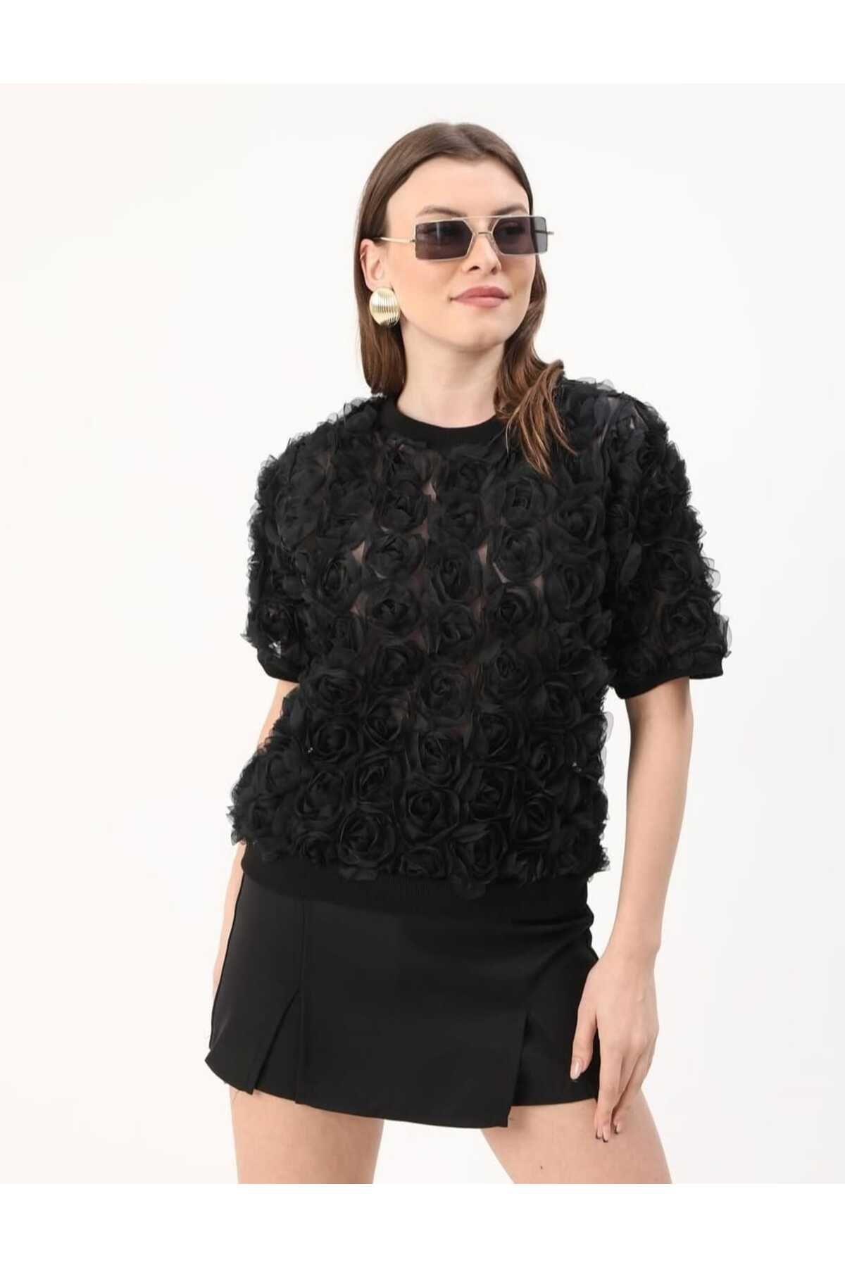 MissPul 3D GÜLLÜ BİSİKLET YAKA BLUZ YENİ SEZON