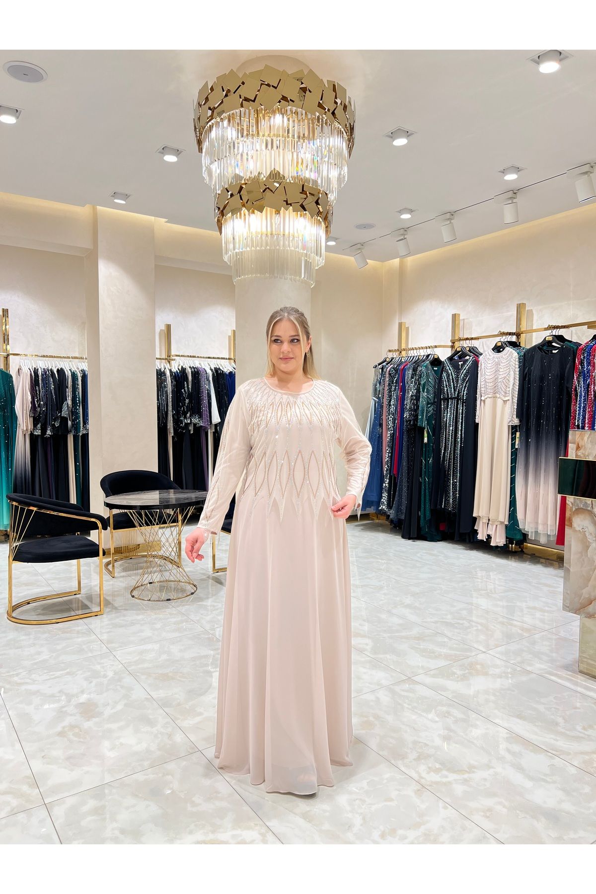 Balerina Tül Üzerine Taş İşlemeli Büyük Beden Şifon Abiye Elbise