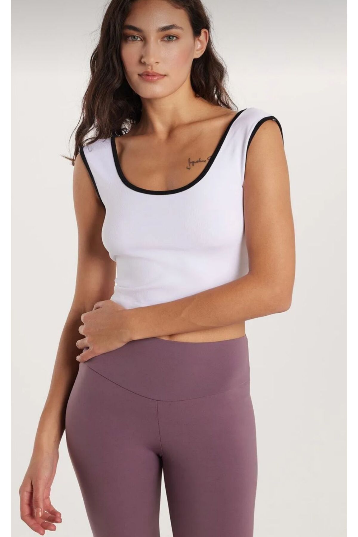 FLZTAS BOUTIQUE CROP