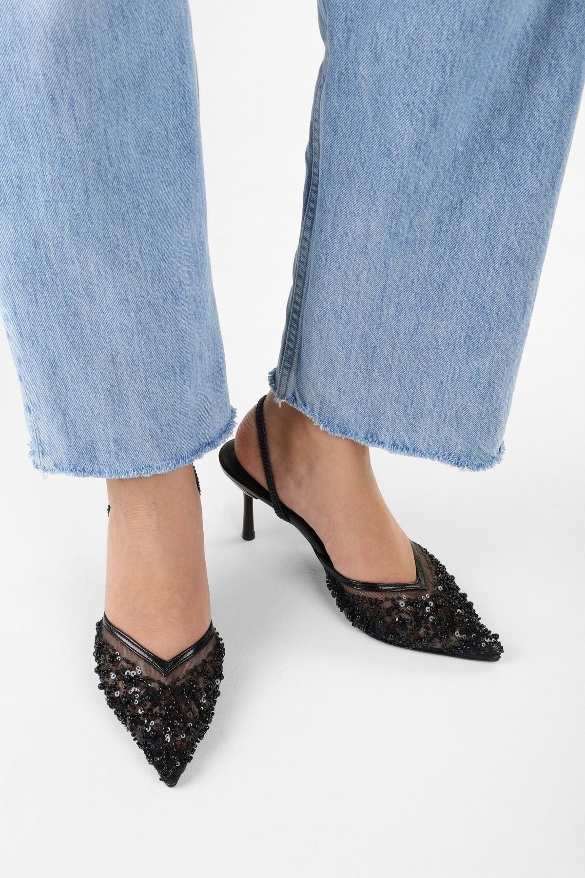 Shoeberry Kadın Melina Siyah Tül Pul Boncuk İşlemeli Stiletto