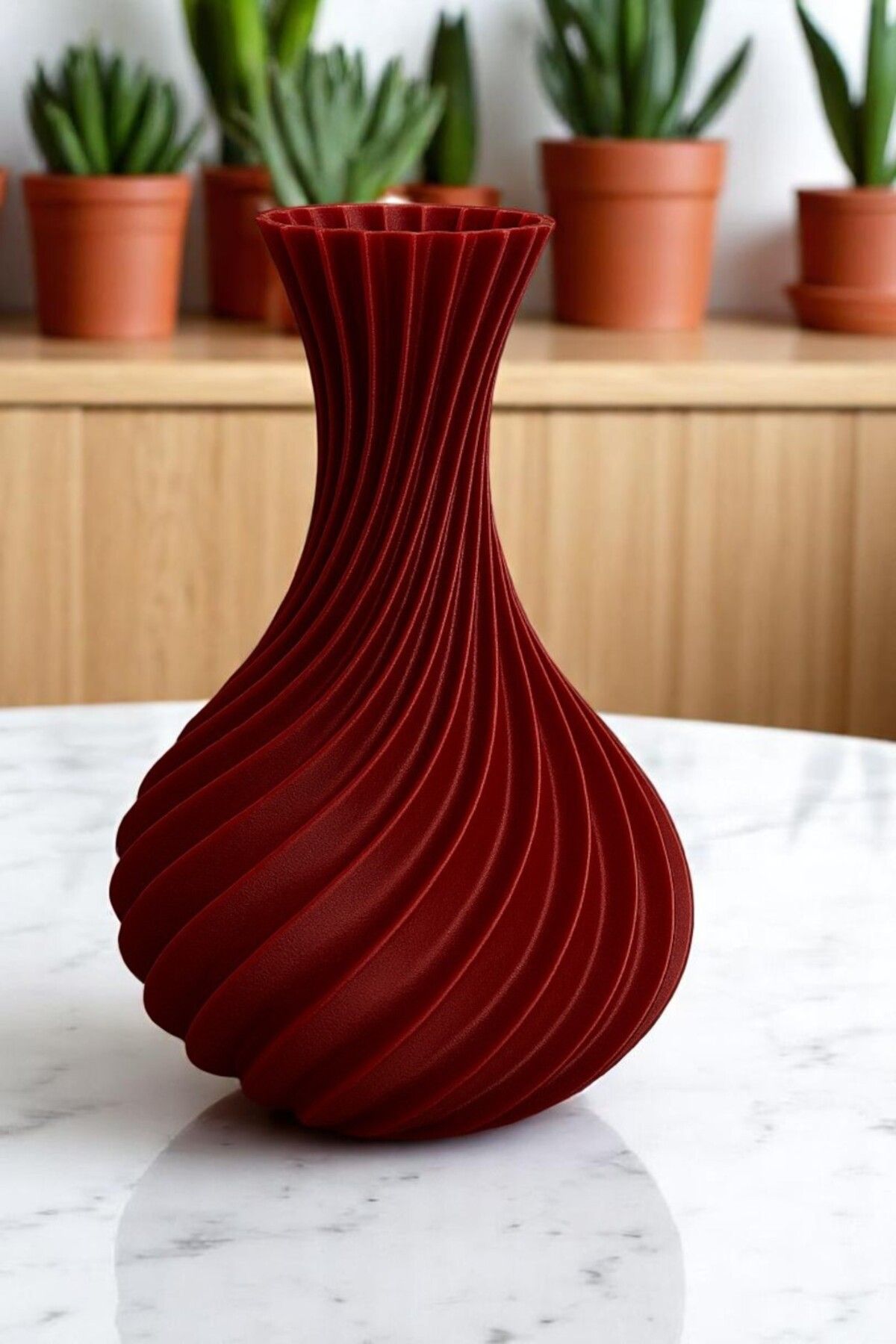 Meys Kırmızı Modern Spiral Dekoratif Vazo