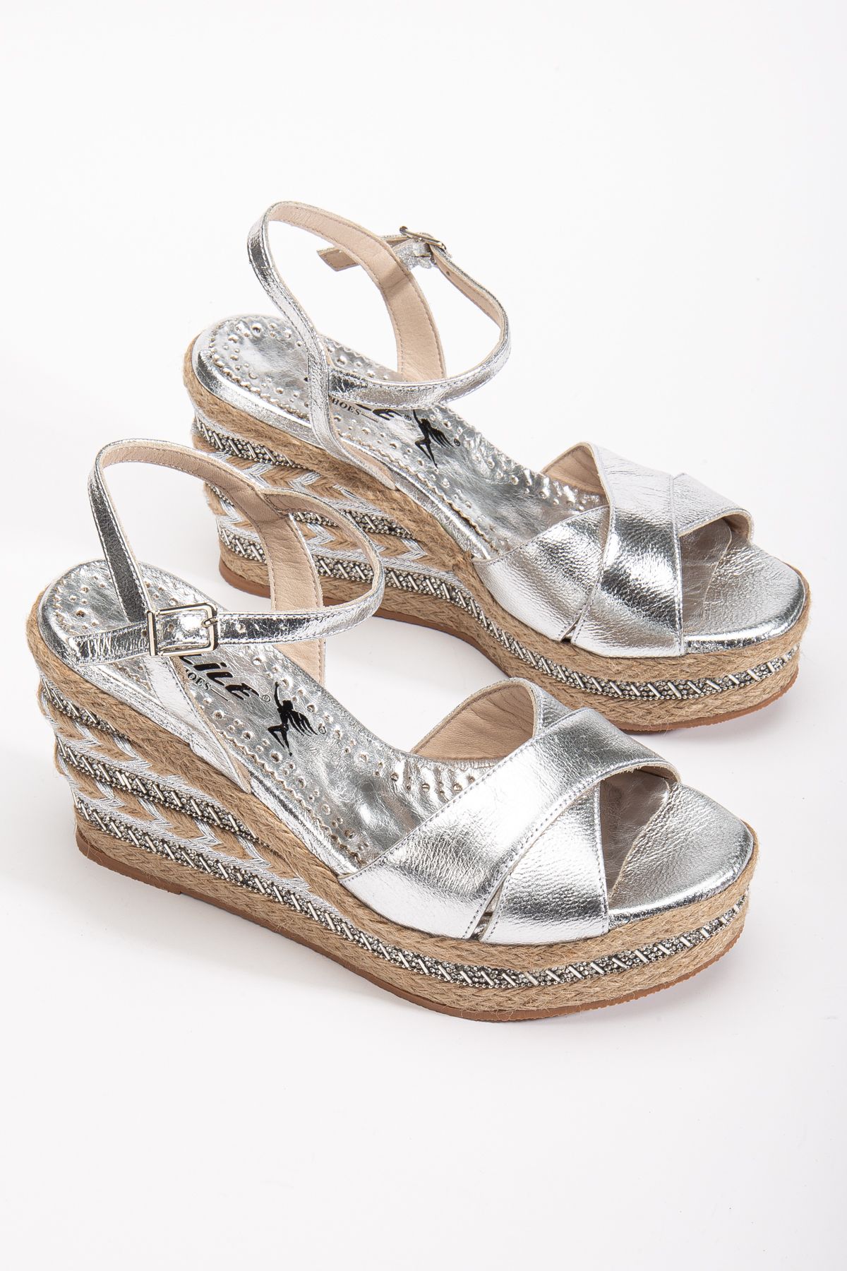 Elile Shoes Hakiki Deri 33 Numaradan 45 numaraya Kadar Dolgu Topuk Sandalet