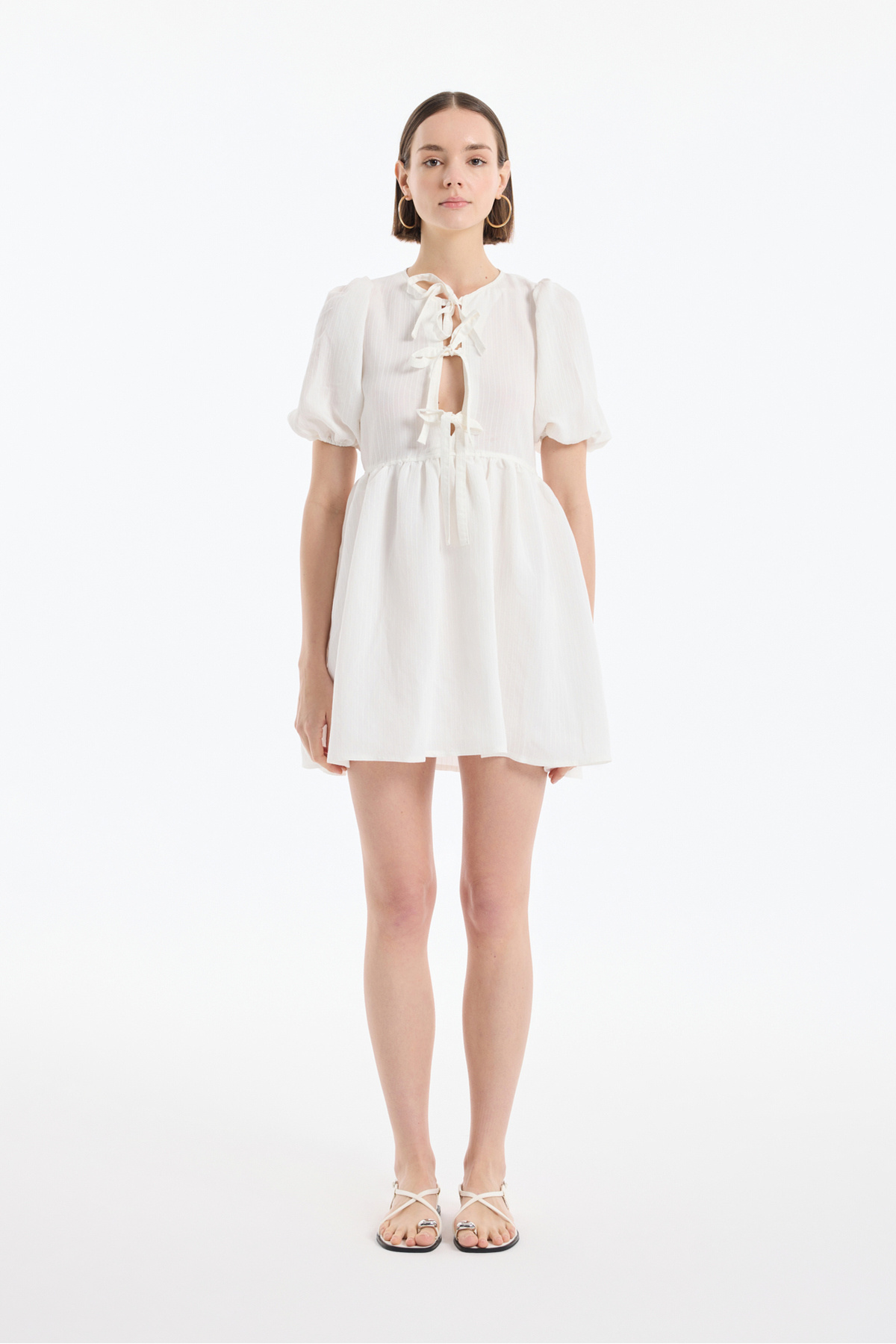 Quzu-Balloon Sleeve Bow Tie Mini Dress Ecru 3