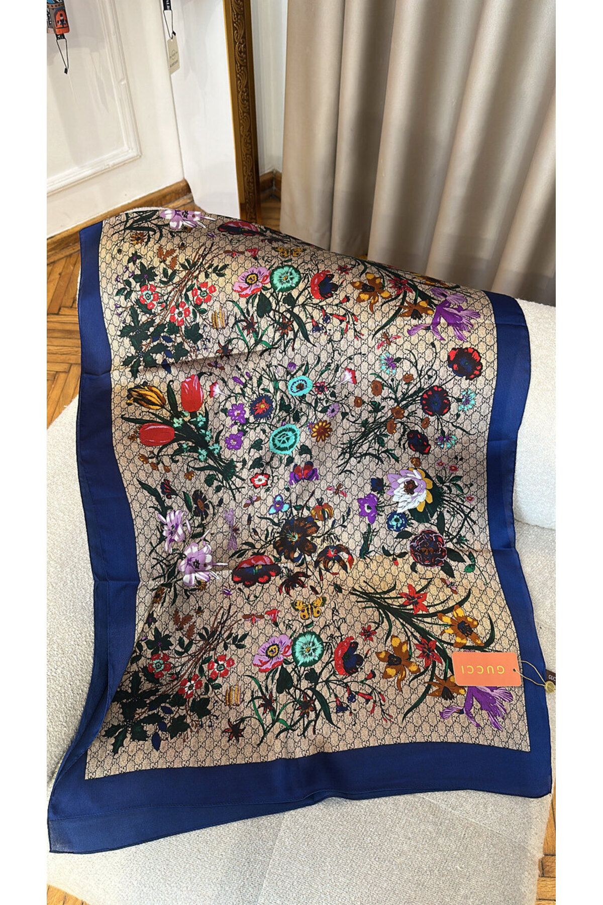 NurScarf Çiçek Desenli İthal Vual İpek Şal