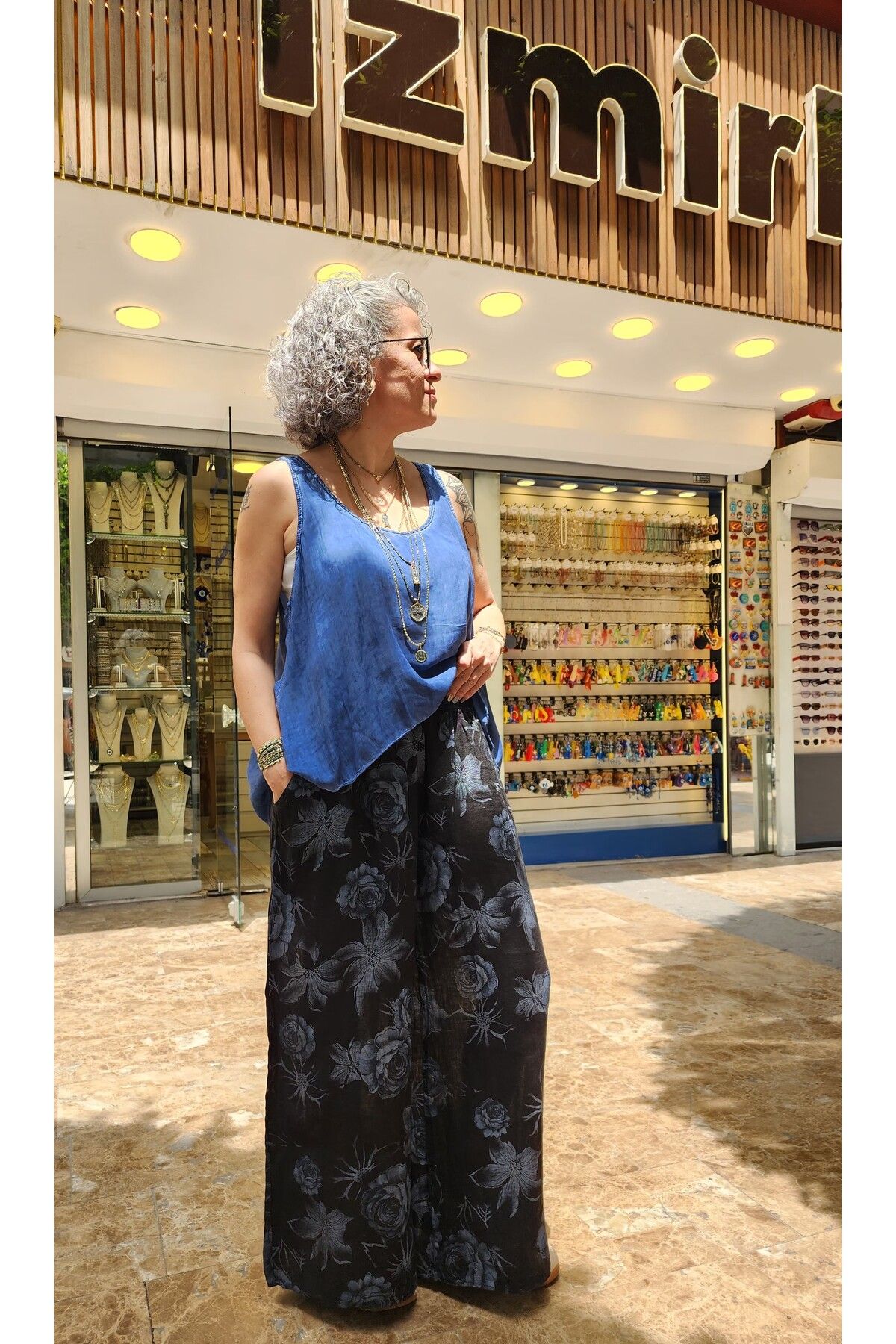 İzmirli Boutique Çiçek Desenli Bol Paça Keten Pantolon