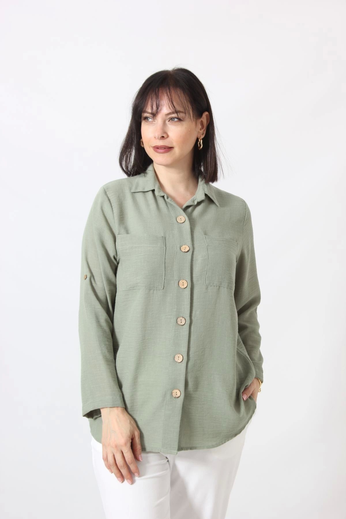 Moda Berray MYB-077 MİNT YEŞİLİ PAMUK KETEN KOLU APOLETLİ İKİ CEPLİ KADIN BÜYÜK BEDEN GÖMLEK