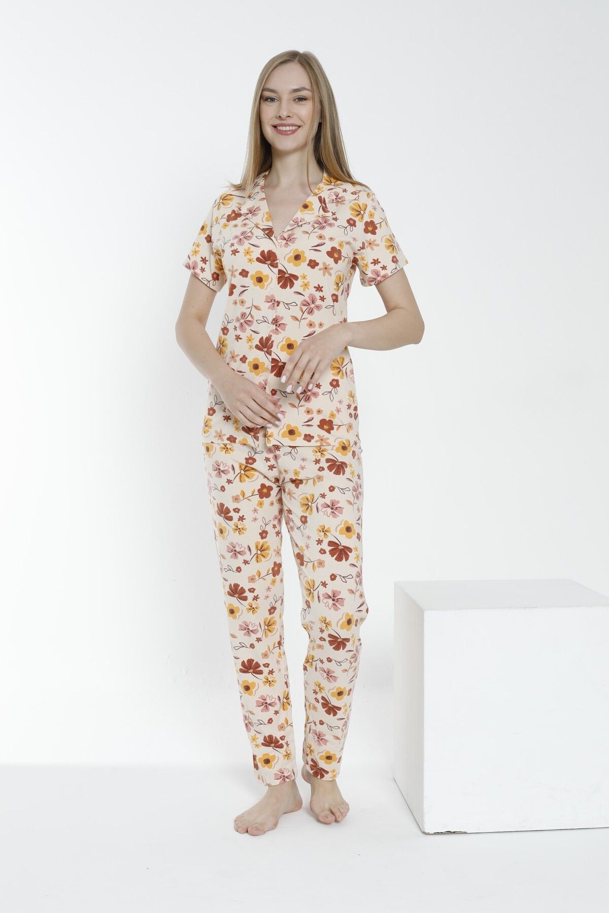 JENİKA Kadın Yazlık Kısa Kollu Gömlek Yaka Desenli Pamuklu Pijama Takımı