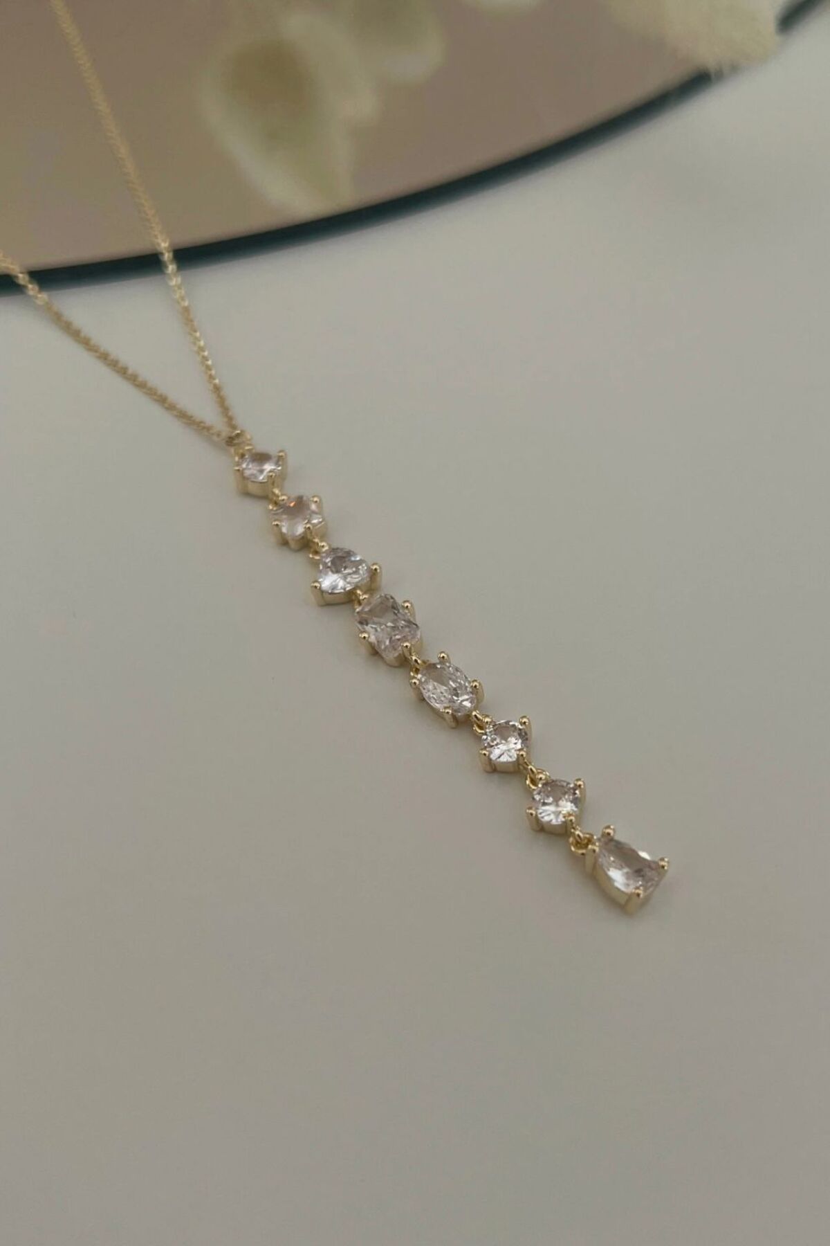 Haziran Aksesuar Zirkon Taş Sallantılı Y Gold Kadın Kolye