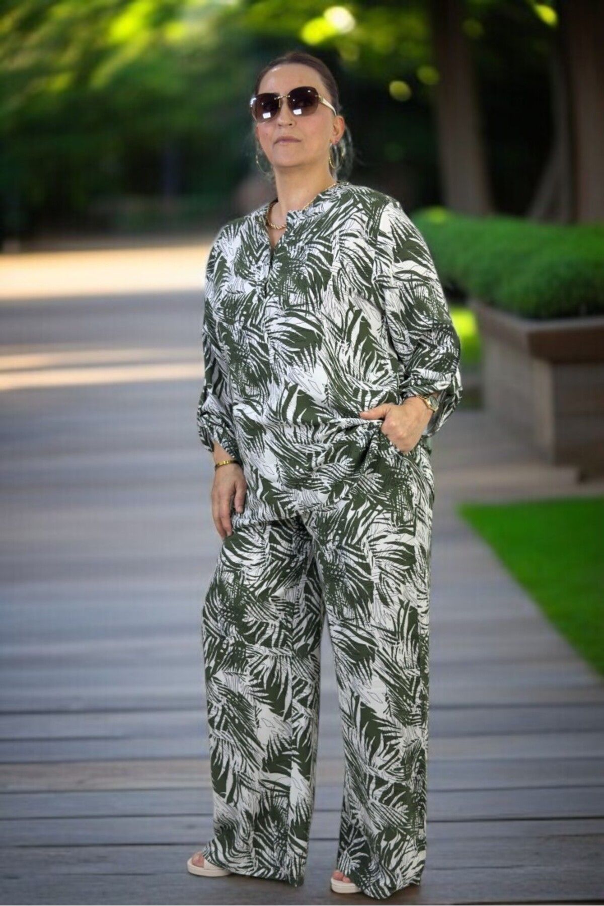 yagmurberen-Palm Print Front Half Buttoned Judge Collar Bluzel Belt Elastic Waist Trousers Large Size Double Set 6