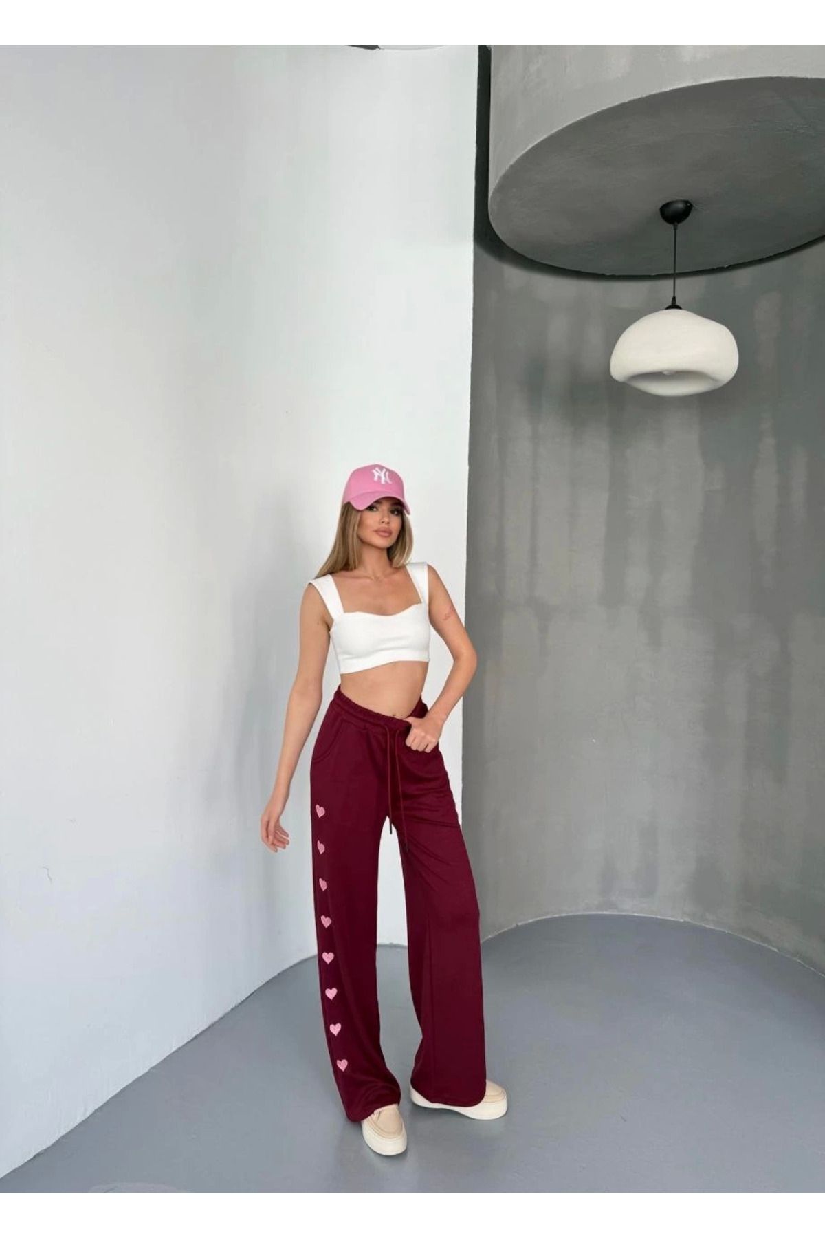 Pink Stil Osy Modal Yumuşak Dokulu Kumaş Nakış işlemeli Rahat Bol Paça Eşofman Pantalon - Bordo