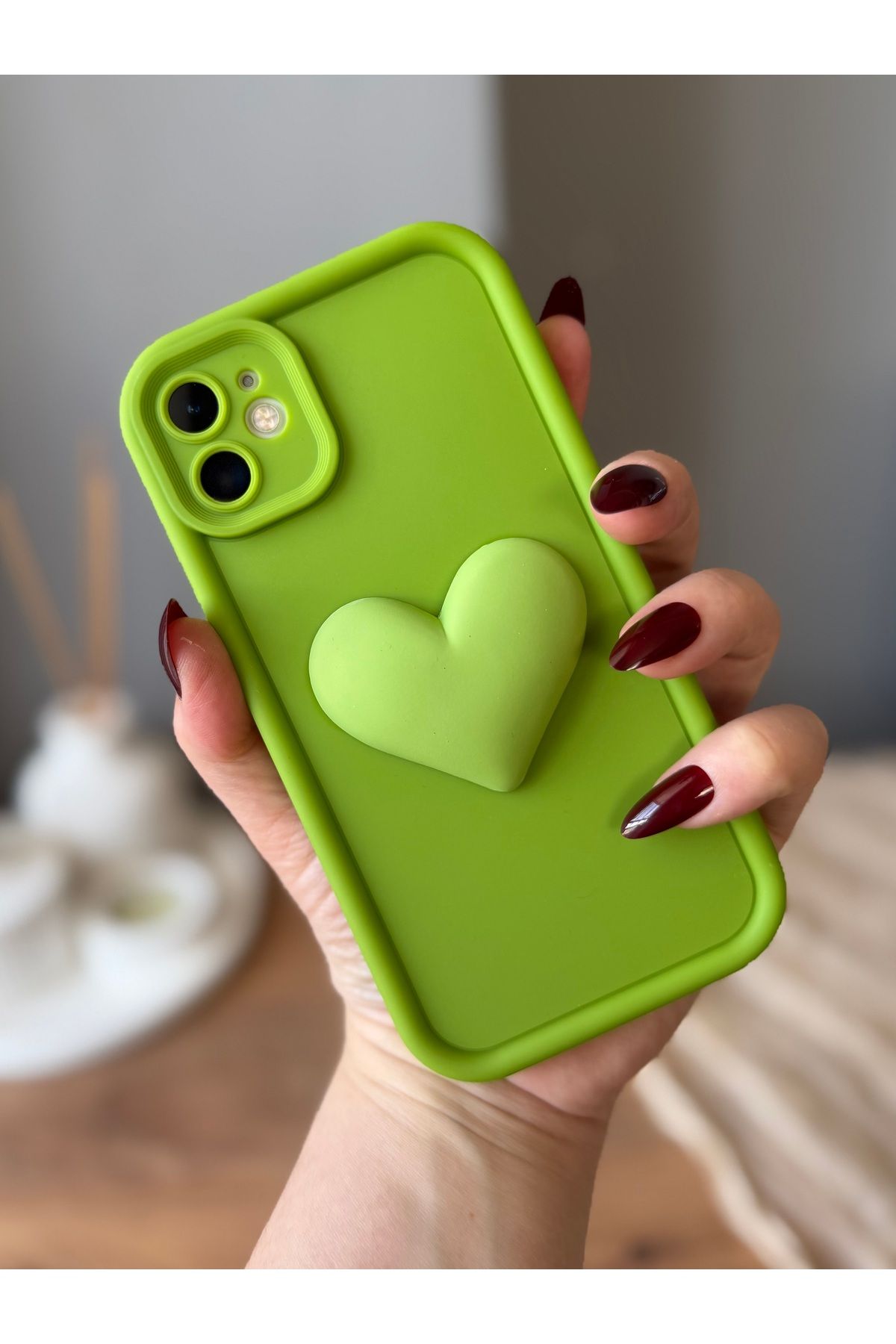 MirazTasarim IPHONE 11 3D KALP DEKORLU YEŞİL KILIF