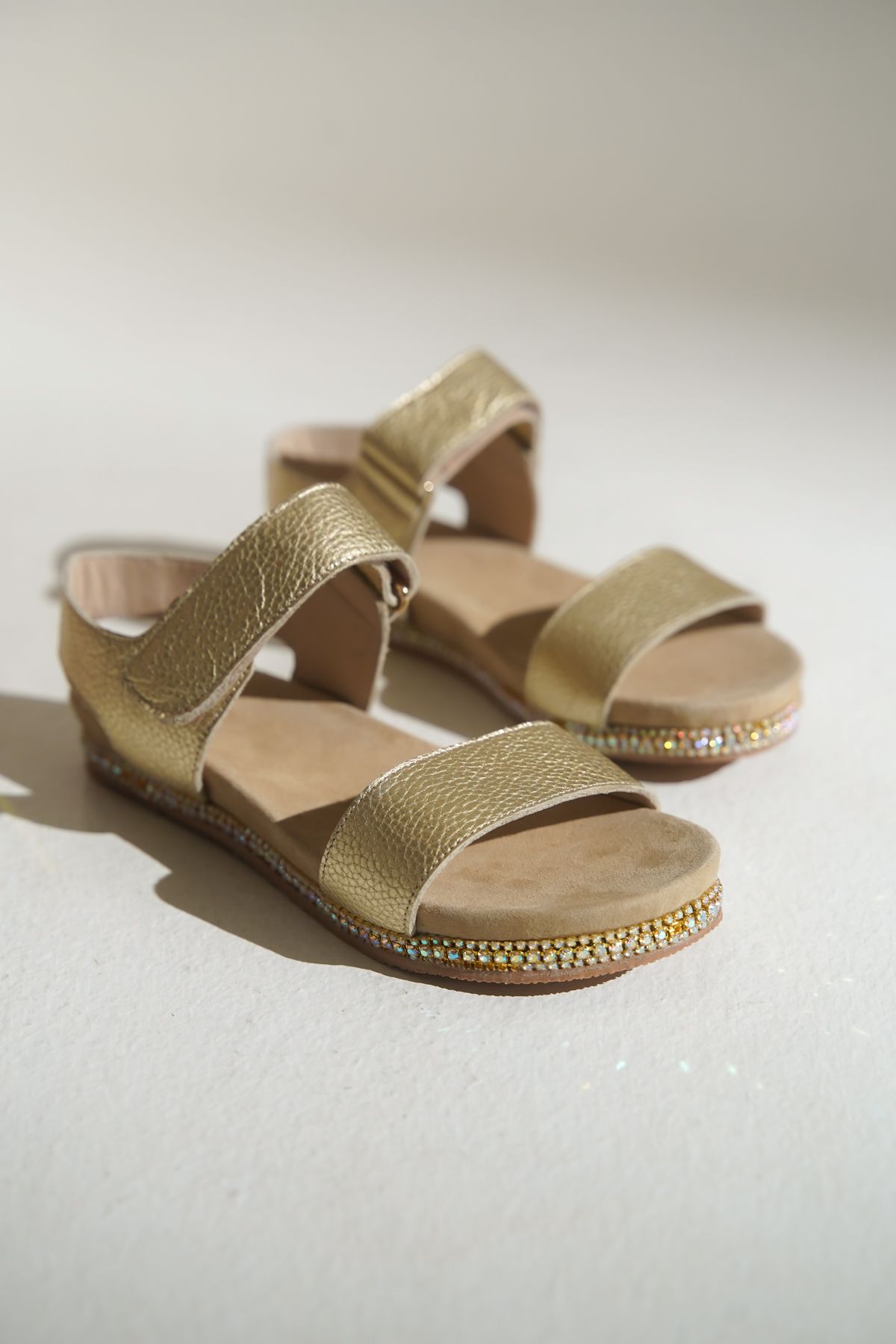 Elile Shoes Hakiki Deri Anatomik Yumuşak Tabanlı Taş Aksesuarlı Sandalet