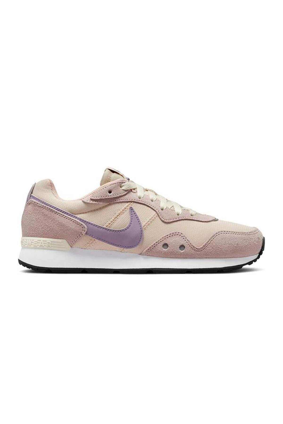 Nike Venture Runner Kadın Günlük Ayakkabı CK2948-108