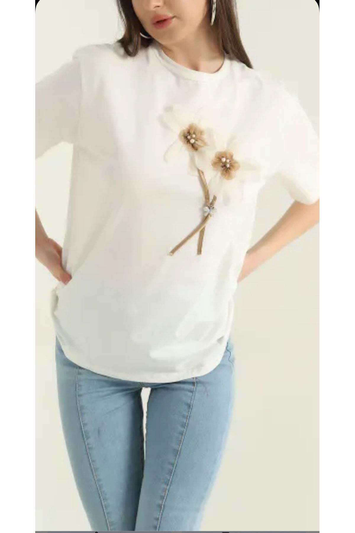 PEKA Vizon renkÇiçek detayli tasarım T-shirt