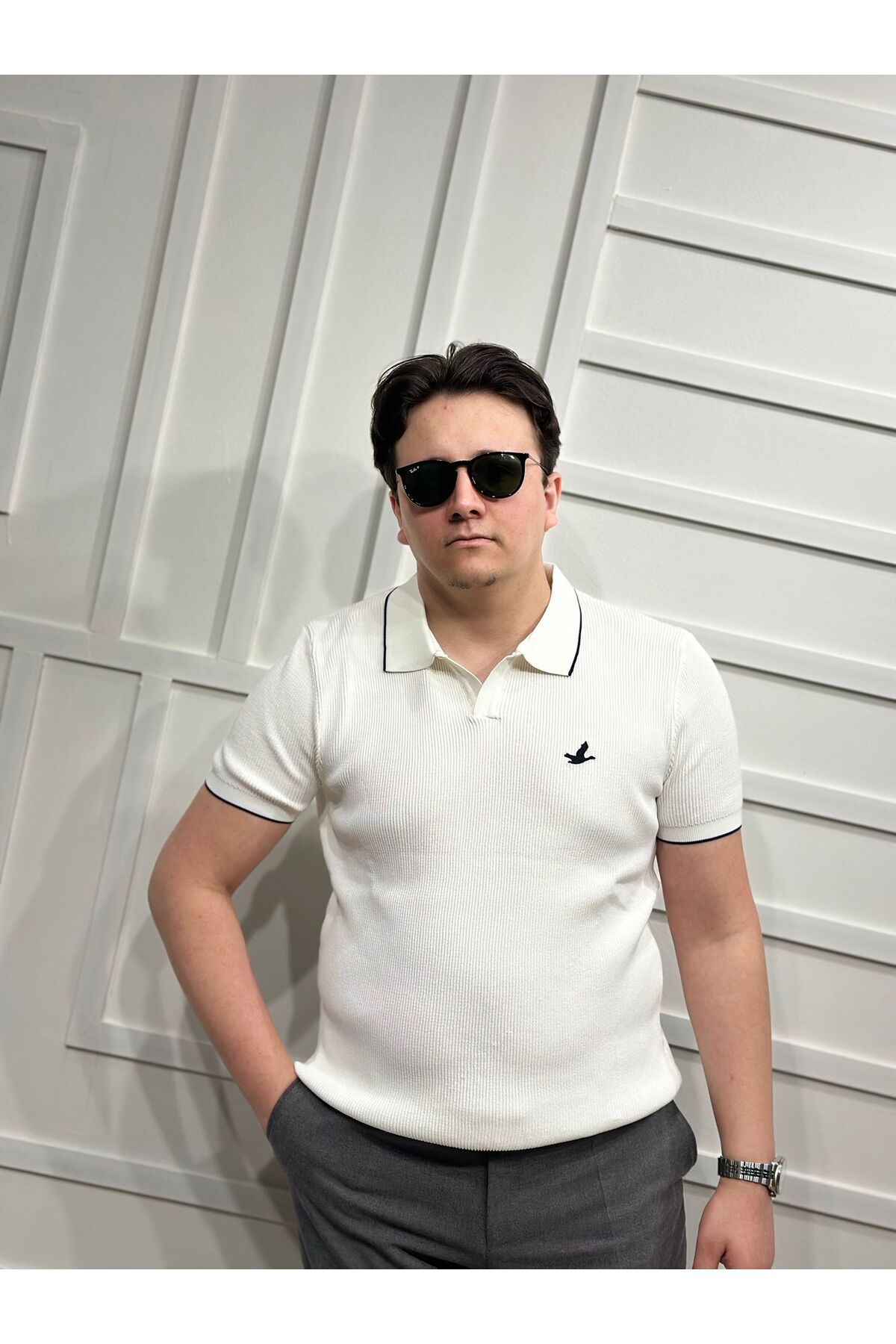BT BABA TERZİ HEMŞİRE YAKA DOKULU T-SHİRT