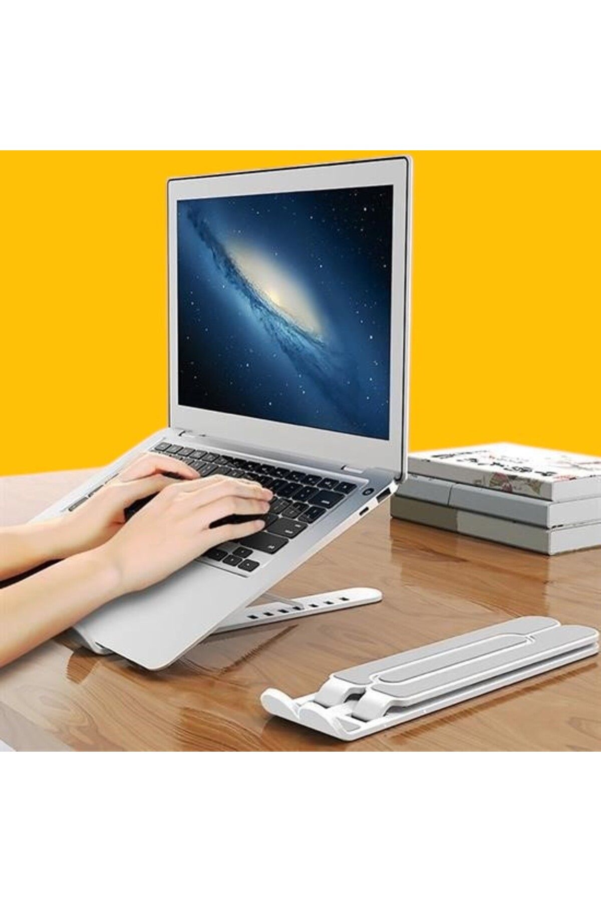 PratikAI Ayarlanabilir ve Katlanabilir Laptop Yükseltici | Ergonomik ve Taşınabilir