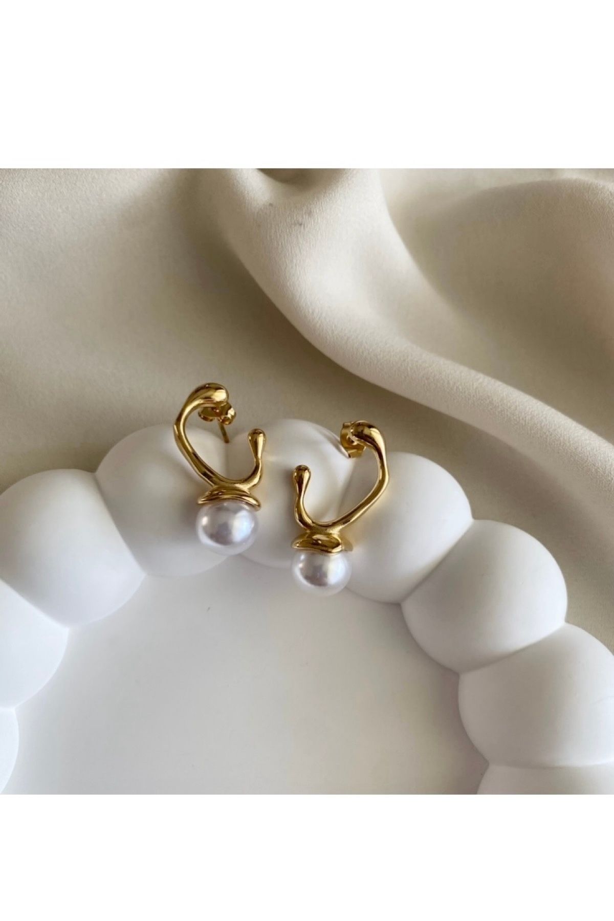 gaila design Çelik İncili Tasarım Küpe