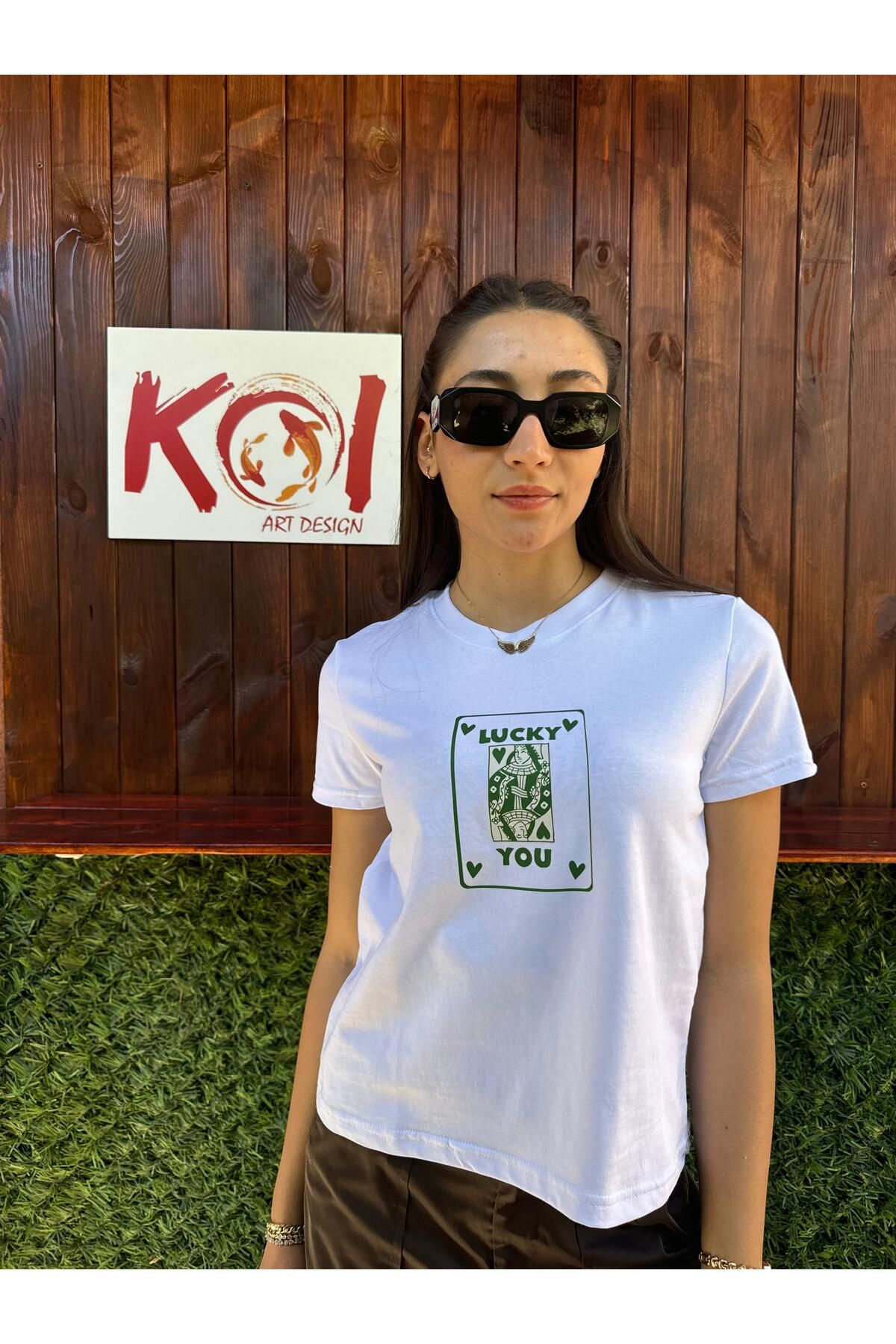 Butik Lucky You Kadın T-Shirt