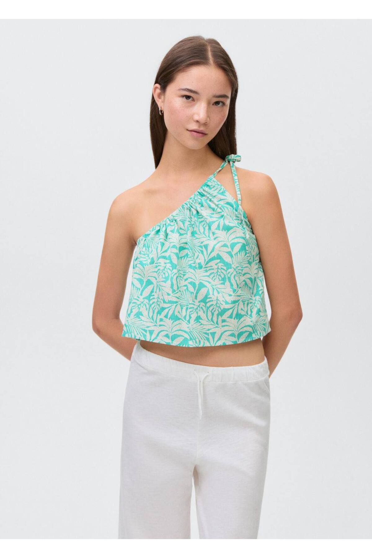 Desenli asimetrik bluz