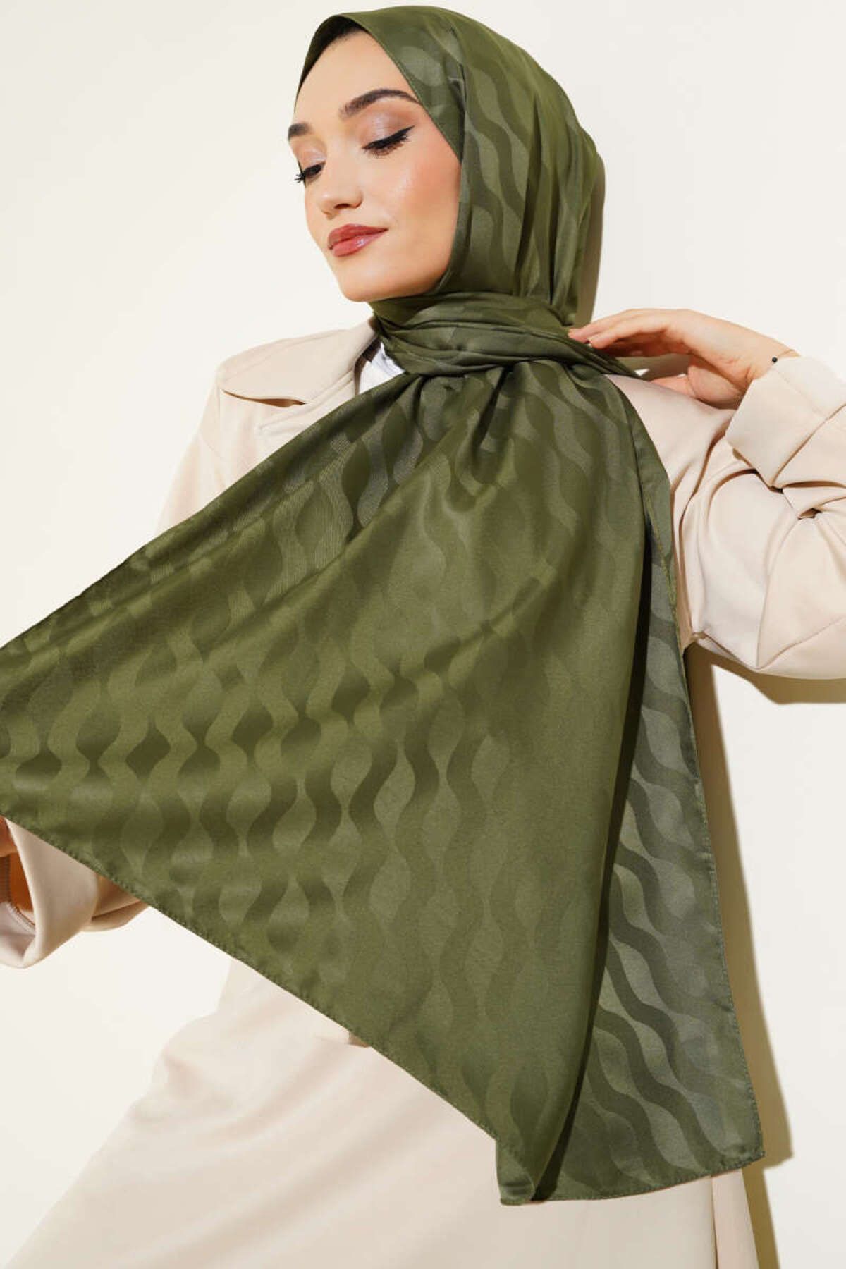 Tugchic Bags Kıvrak Desen Jakar Haki Eşarp