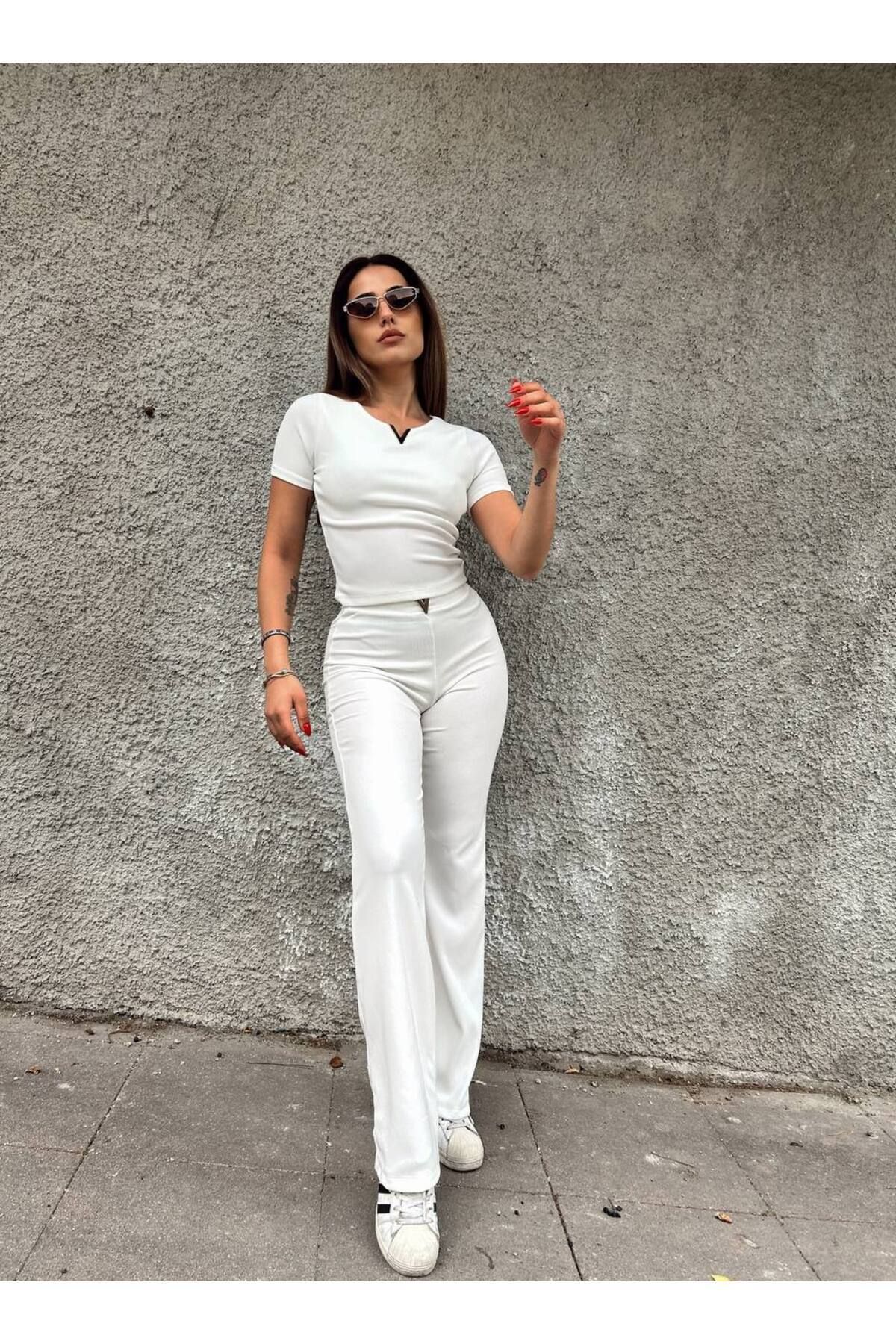 Cistern İstanbul Kadın Beyaz Ottoman Kumaş V Aksesuarlı Crop Pantolon Alt Üst Takım
