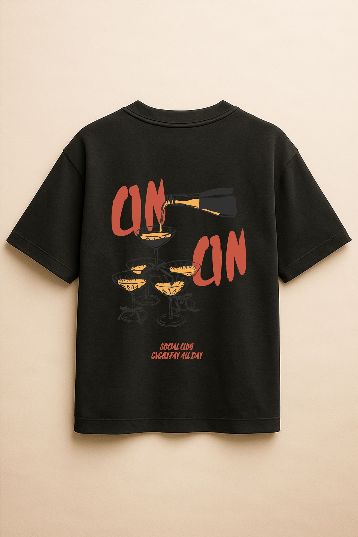 Altair Tr Siyah Renk Oversize Cin Kadeh İçki Baskılı Unisex Tişört T-Shirt