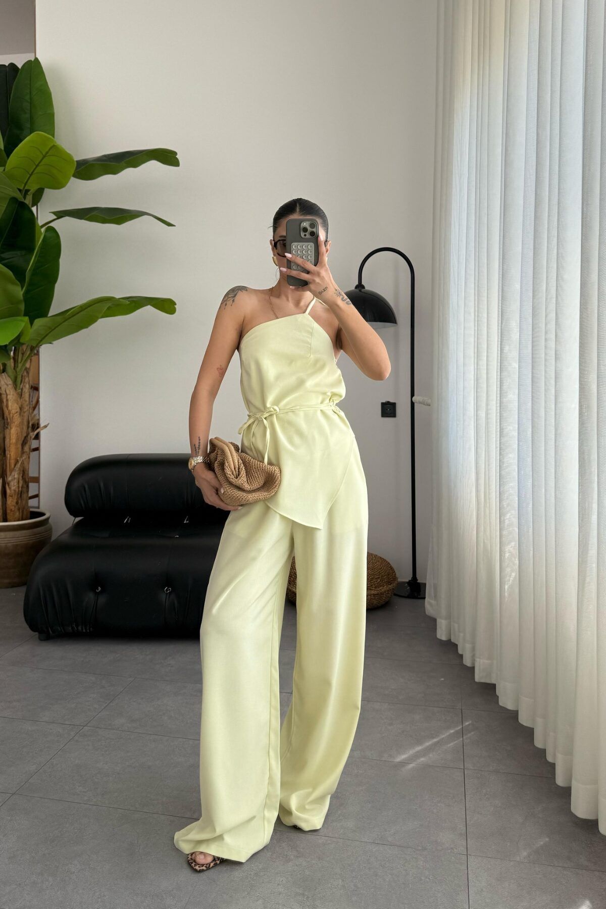 Marbella Kadın Yeni Sezon Tek Omuz Askılı Straplez Bluz Takım - Butter Yellow