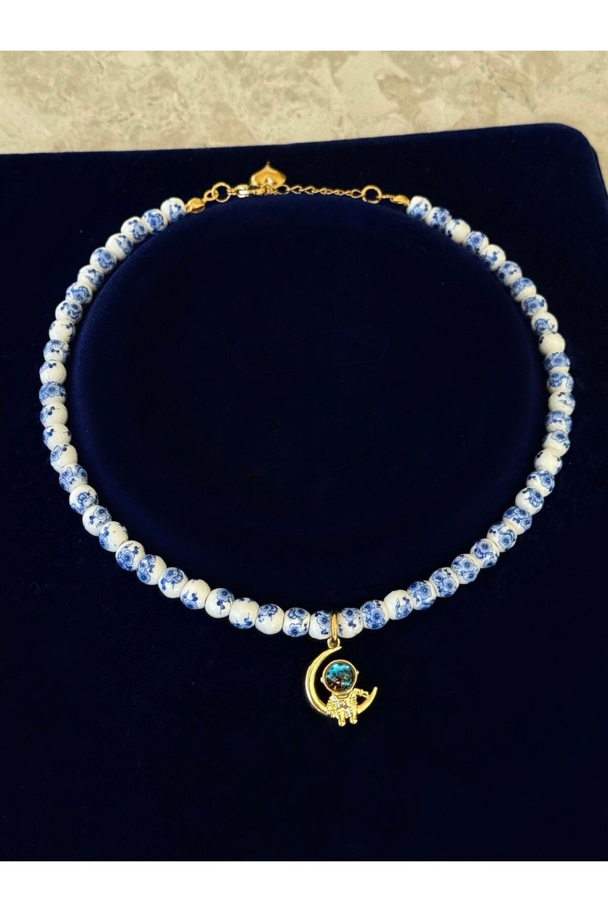 h&b design jewel Uzay Temalı Mavi Tasarım Kolye