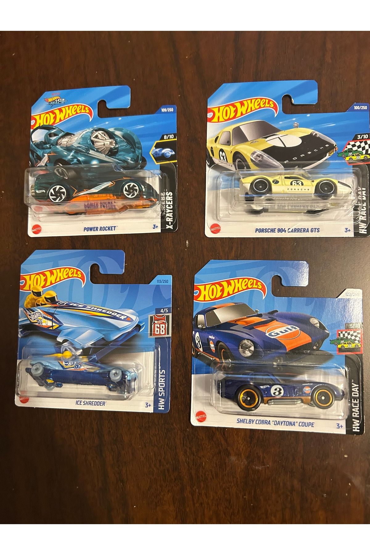 Hotwhells Hotwheels tekli araba karışık
