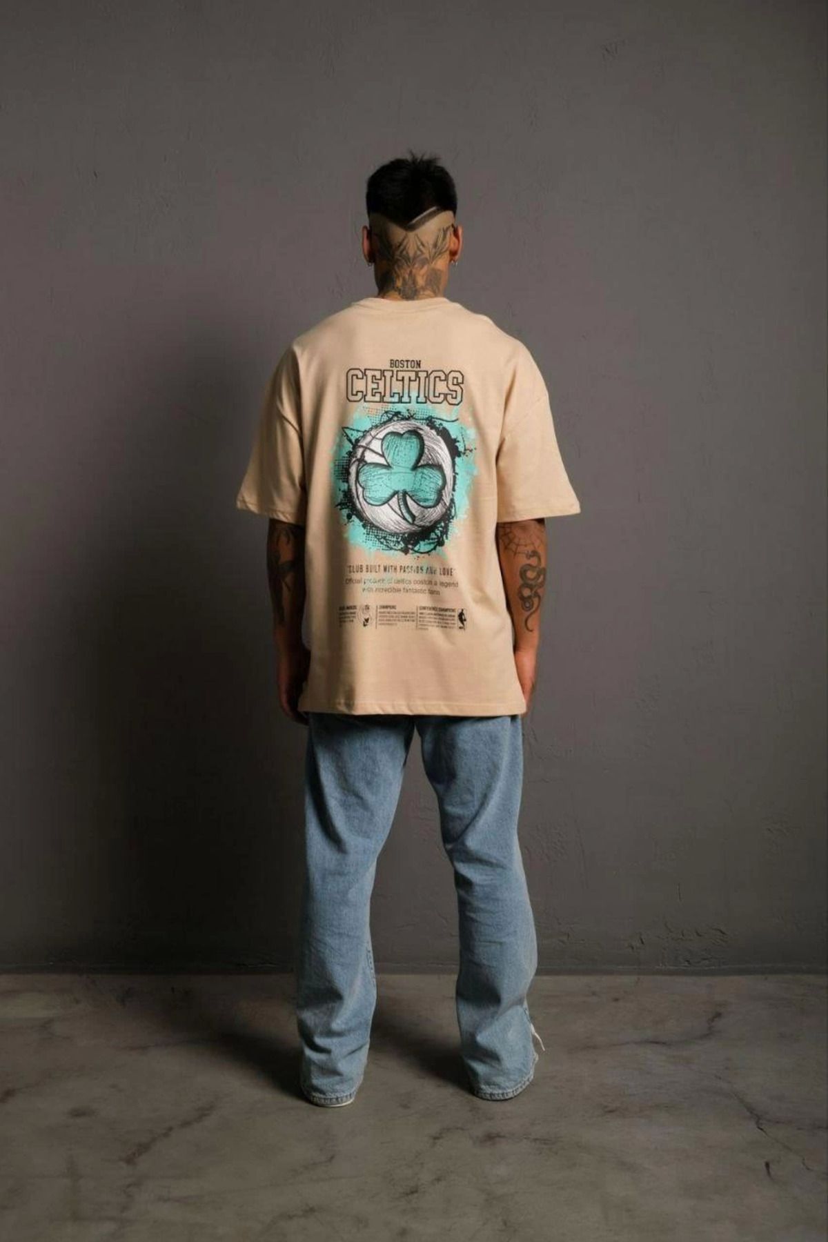 Pink Stil Erkek Sırt Baskılı T-shirt - Bej Pink Stil
