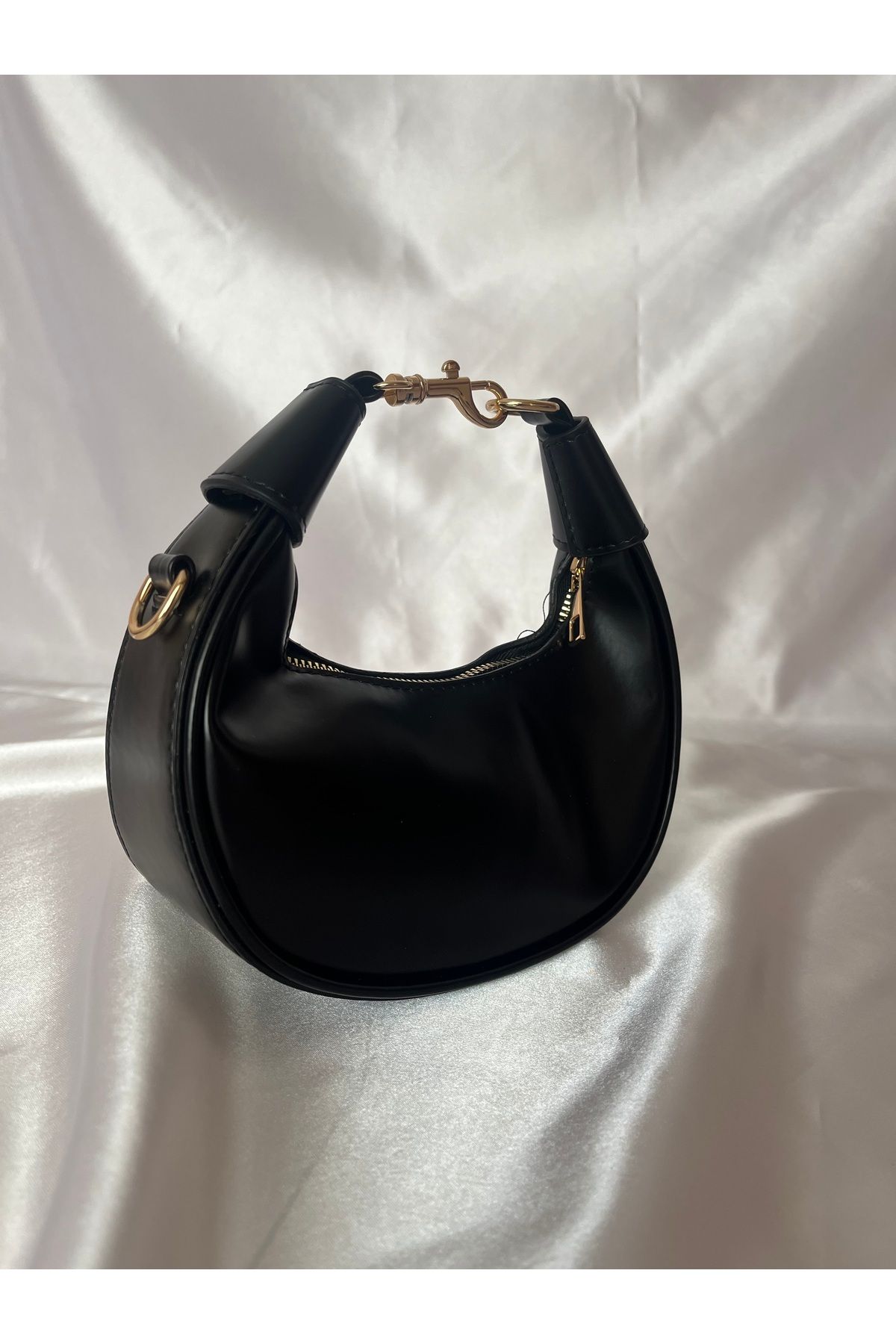 Thepoisebag el çantan