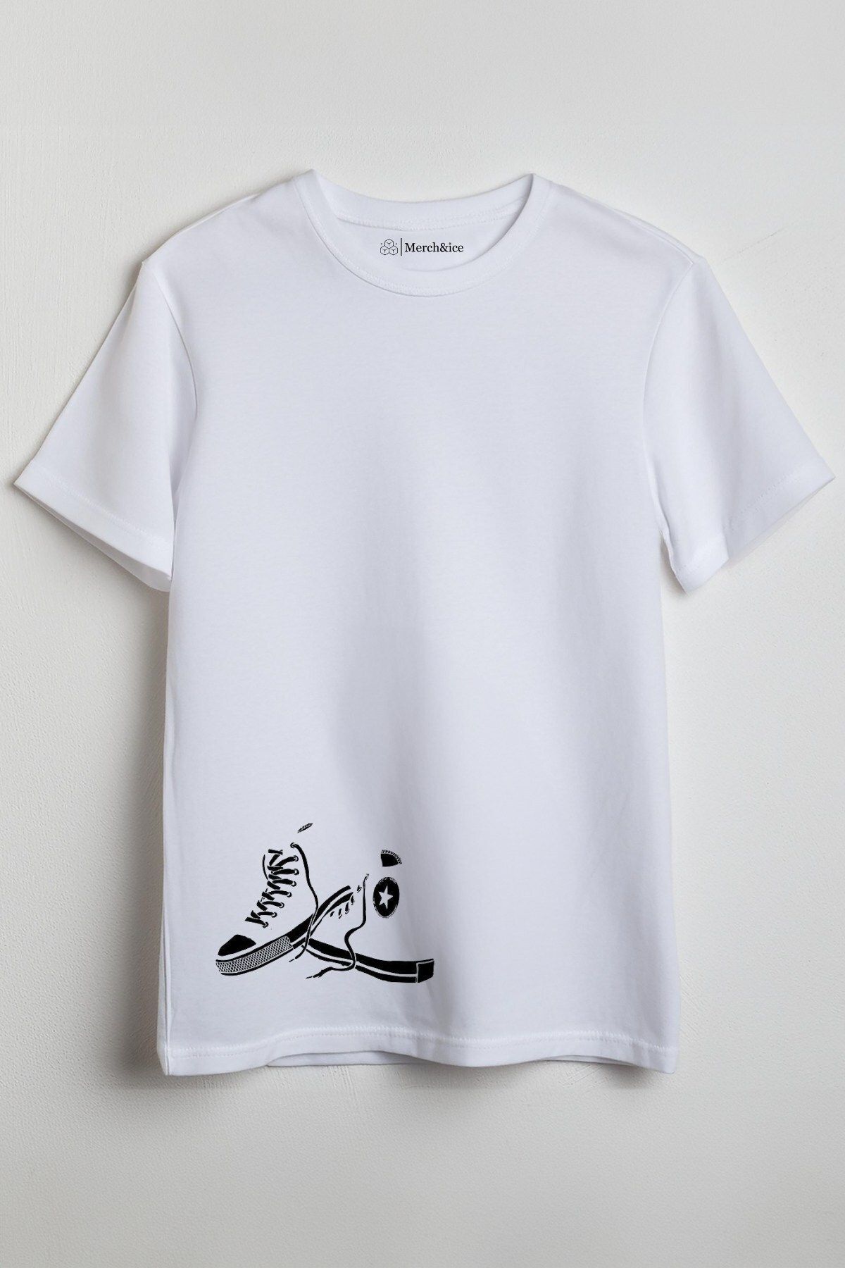 Merch&ice Siyah Ayakkabı Baskılı Unisex T-Shirt