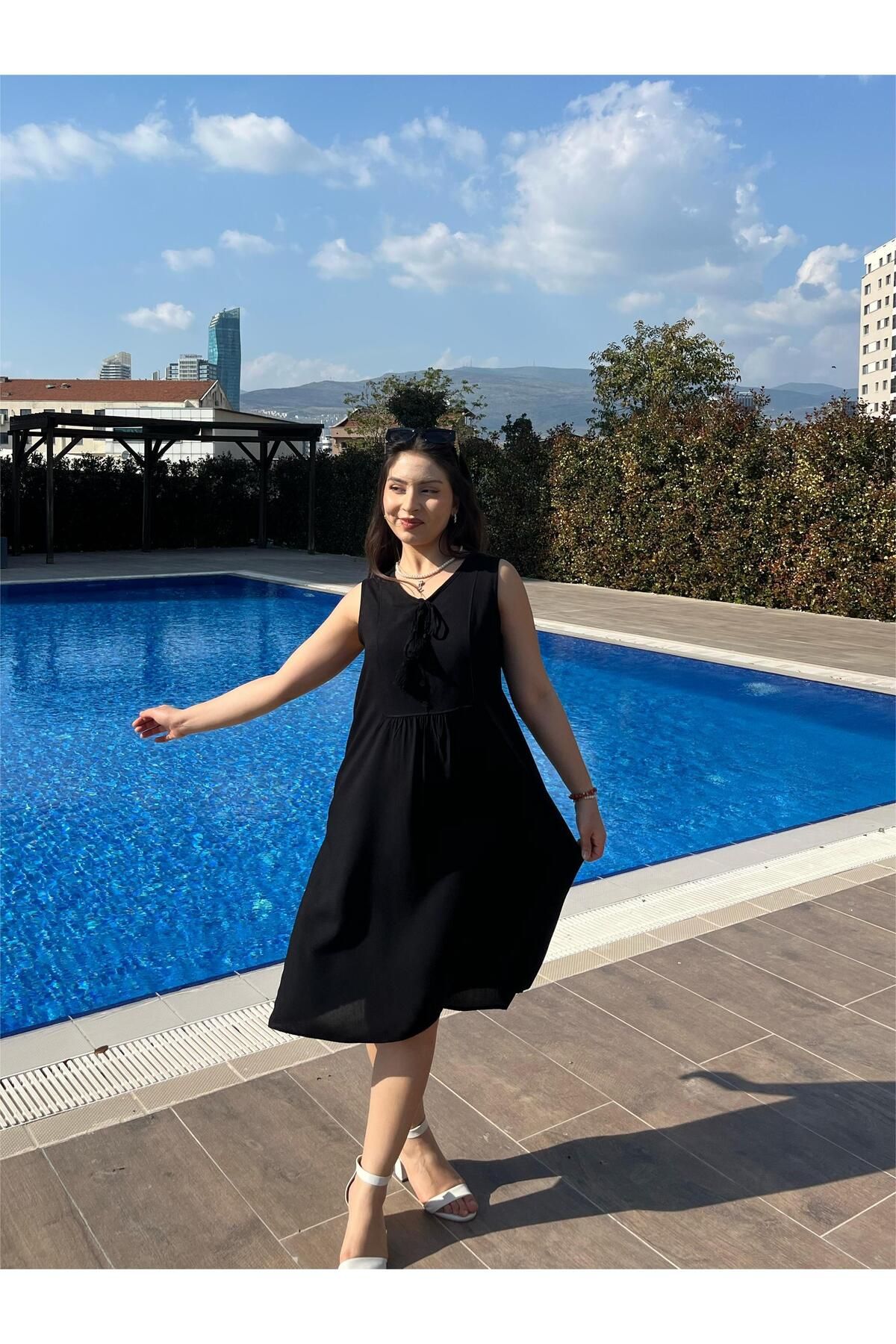 ELSEBUTİKTR Sıfır Kol Püskül Detay Viskon Elbise