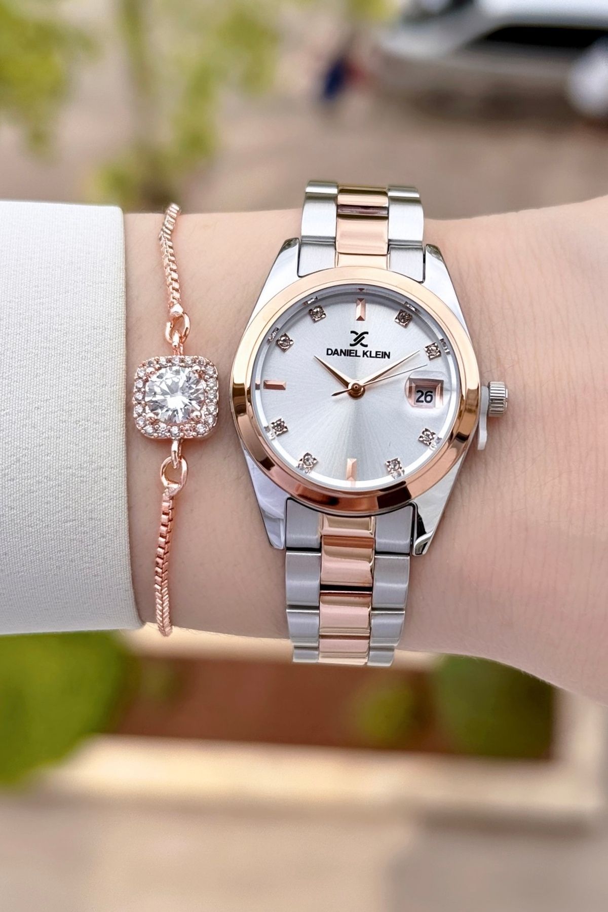 Daniel Klein Bakır Silver Renk 24 Ay Garantili 28 Mm Kadın Kol Saati Ve Bileklik