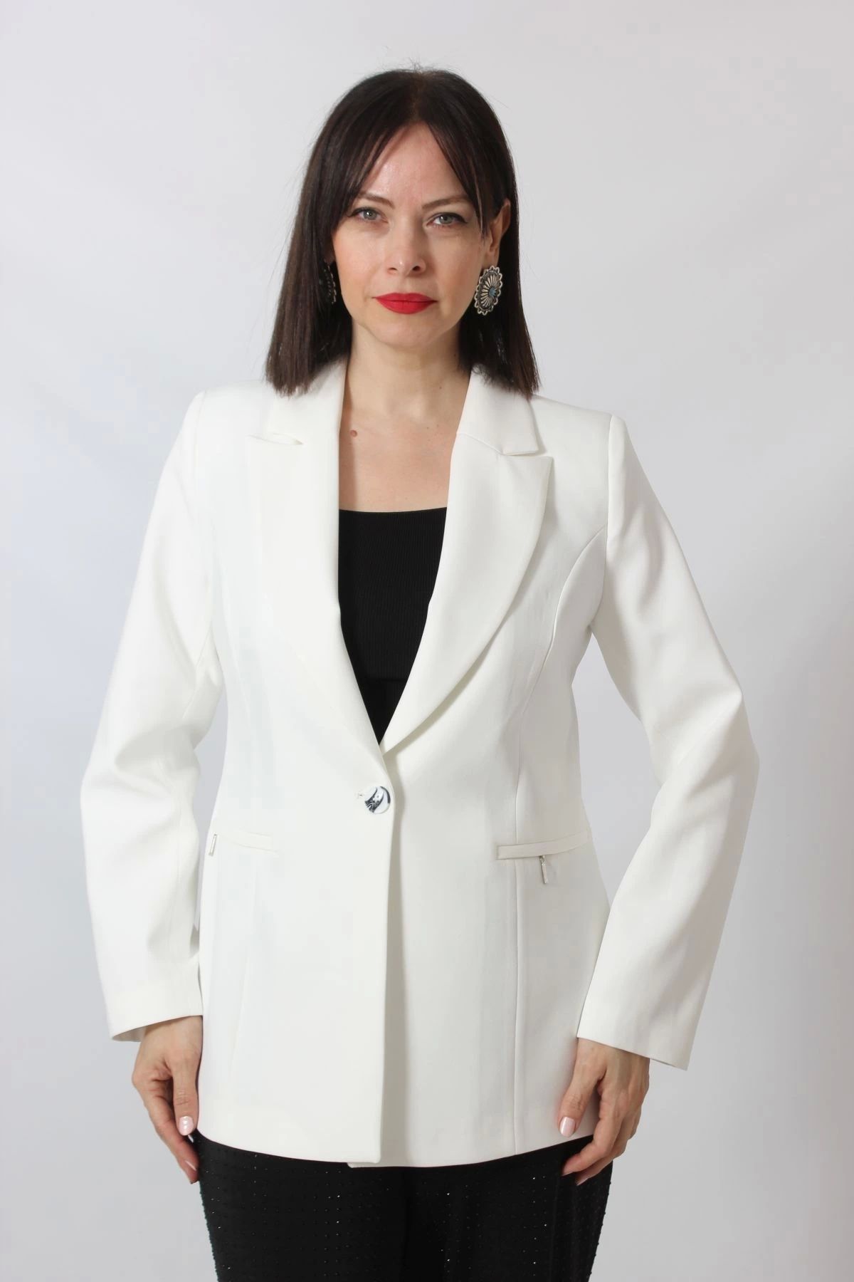 Moda Berray 1904 Beyaz Fermuarlı Cep Aksesuarlı Kadın Büyük Beden Blazer Ceket