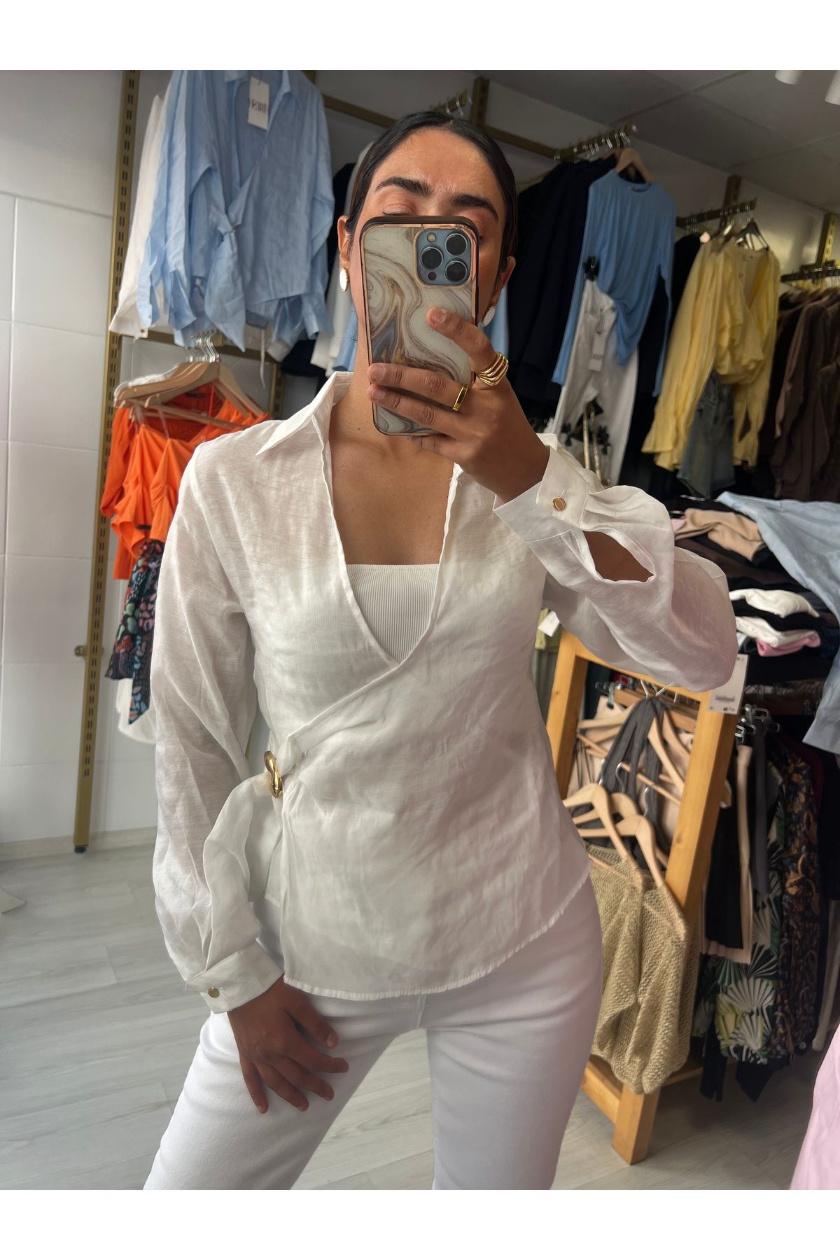 Butik Bağlama detaylı transparan gömlek