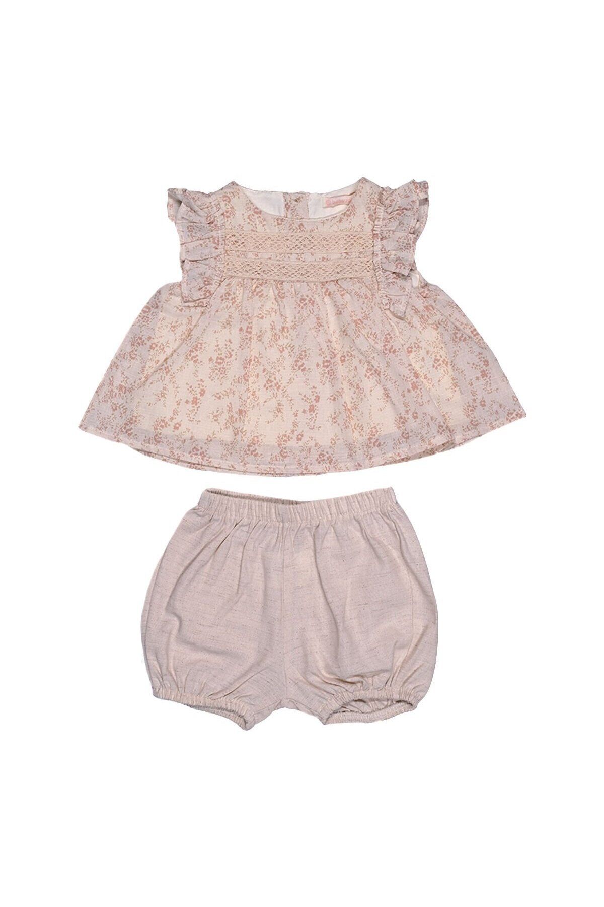 Baby Rose Çiçekli Dantel Yakalı Kız Bebek Takım – Fırfırlı Üst ve Bloomer Şort