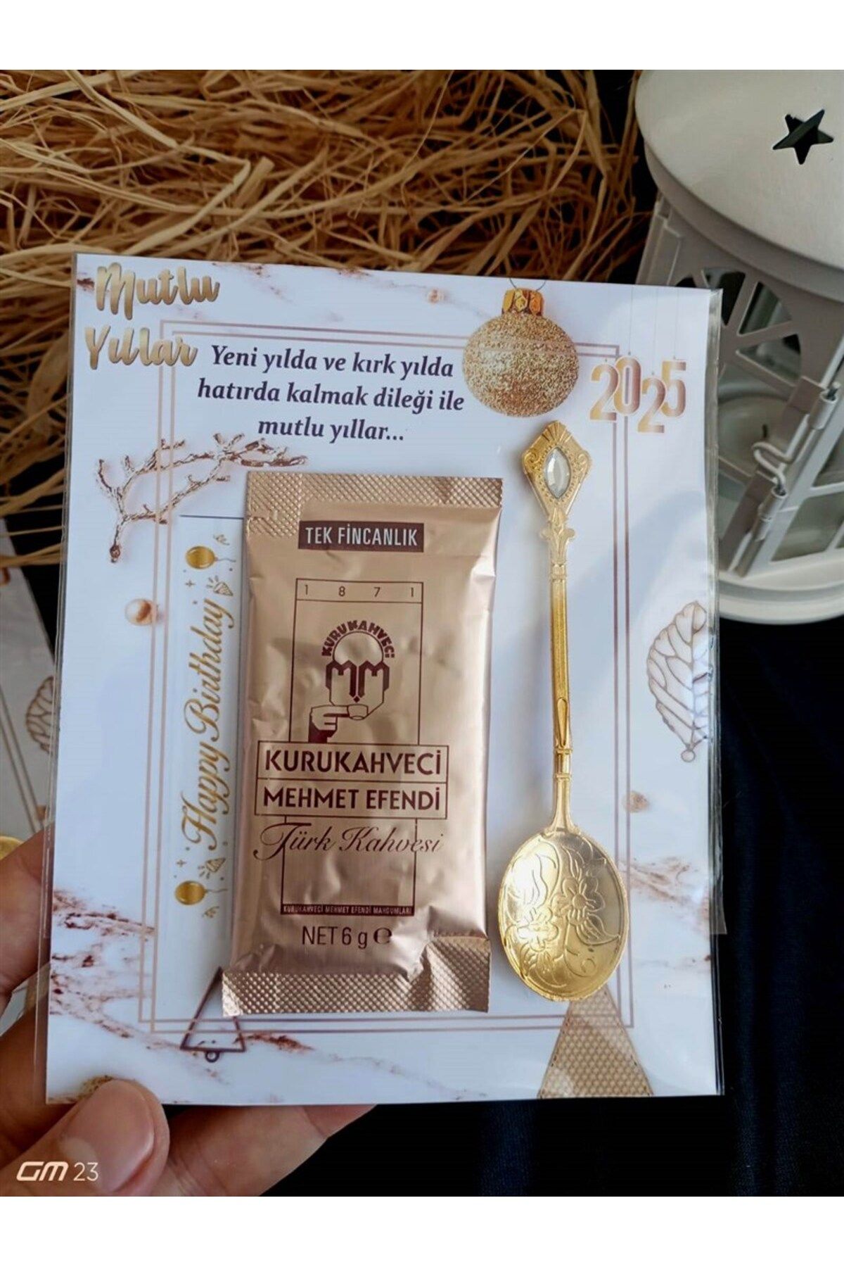 hediyeall FARKLI AVM Kahve ve Çikolata Yeni Yıl Hediyesi, Yılbaşı Hediyesi Kahve Metal Kaşıklı Hediye 7 ADET