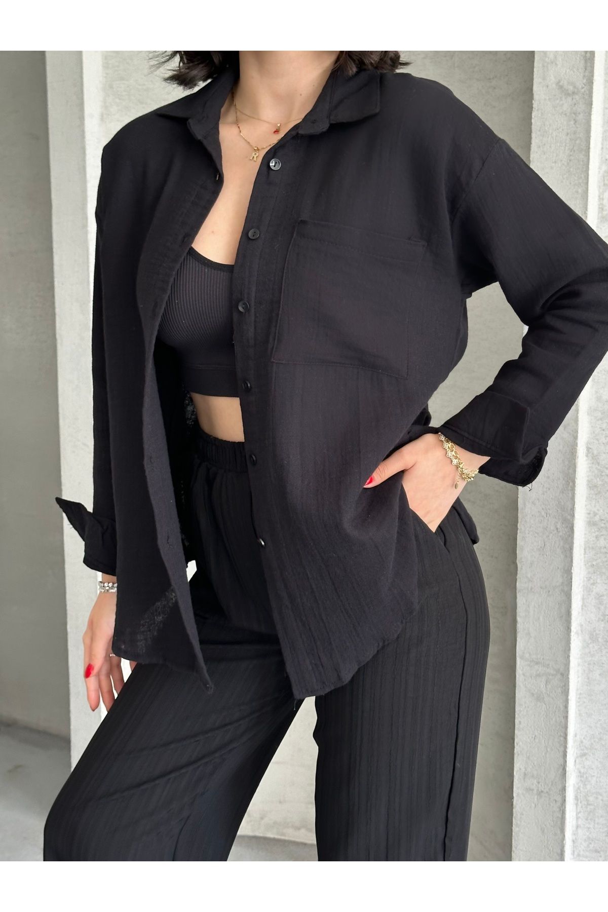 Moda Palmiss Kadın Siyah Müslin Kumaş Oversize Gömlek