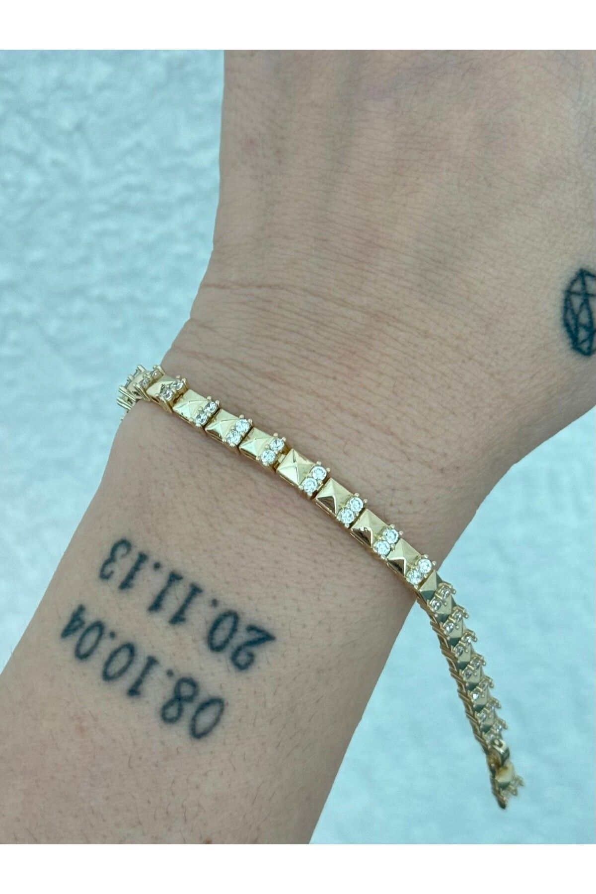MyladyAccessoriess Tek Taş Ve Kare Detaylı Çelik Bileklik