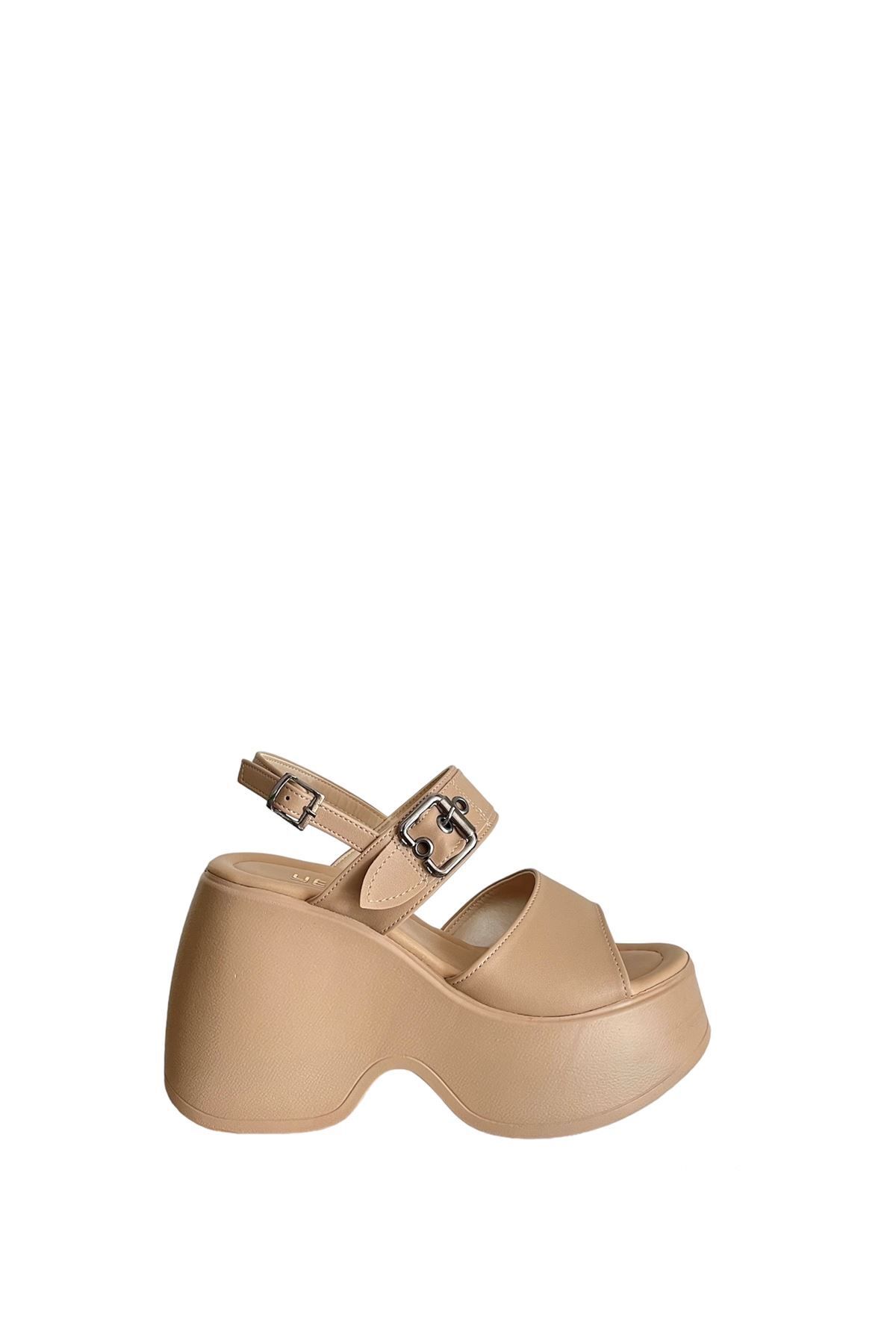 Saracshoes Kadın Tokalı Dolgu Topuk Sandalet Vizon High