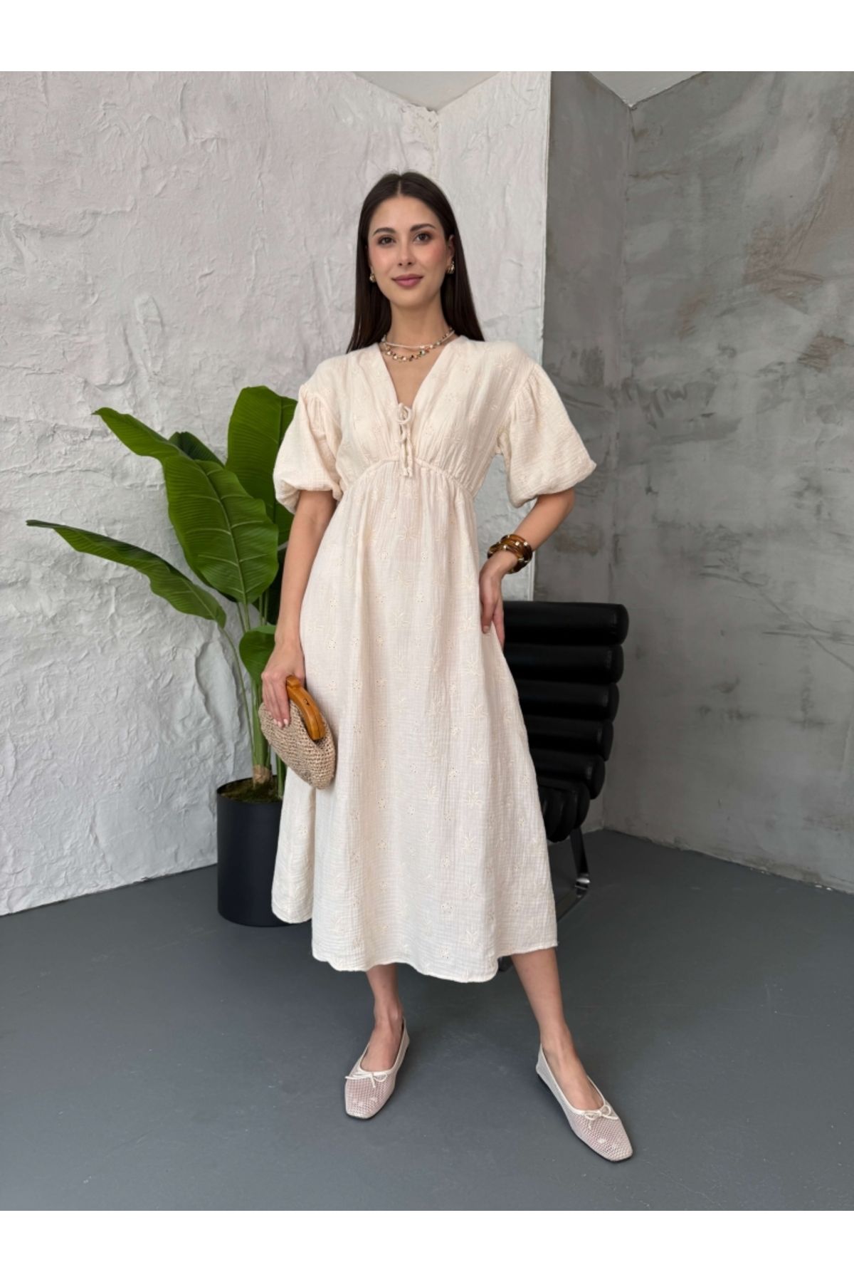 Elif Özbey Butik Taş Nakışlı Müslin Elbise