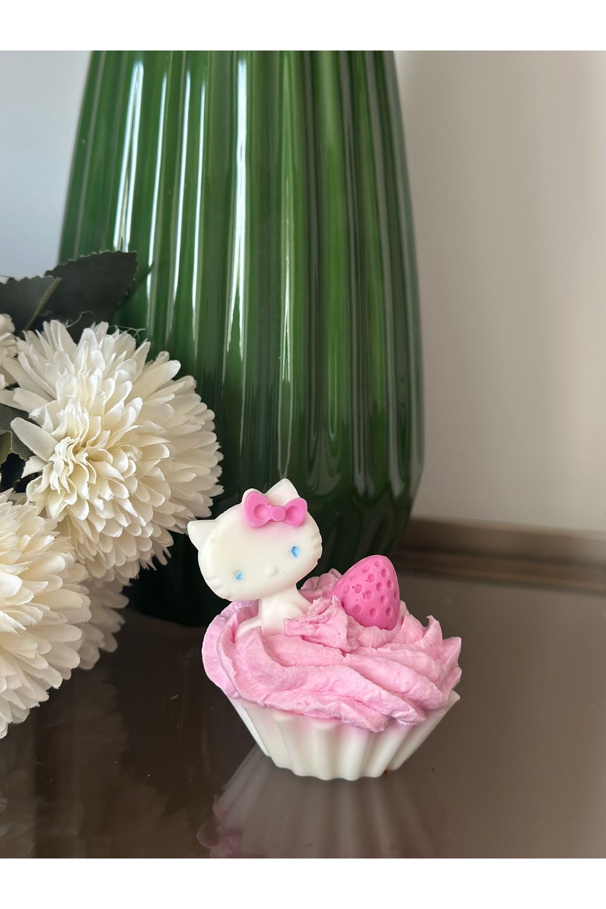 BalibeeCandle Hello Kittyli Çiçek kokululu Sabun
