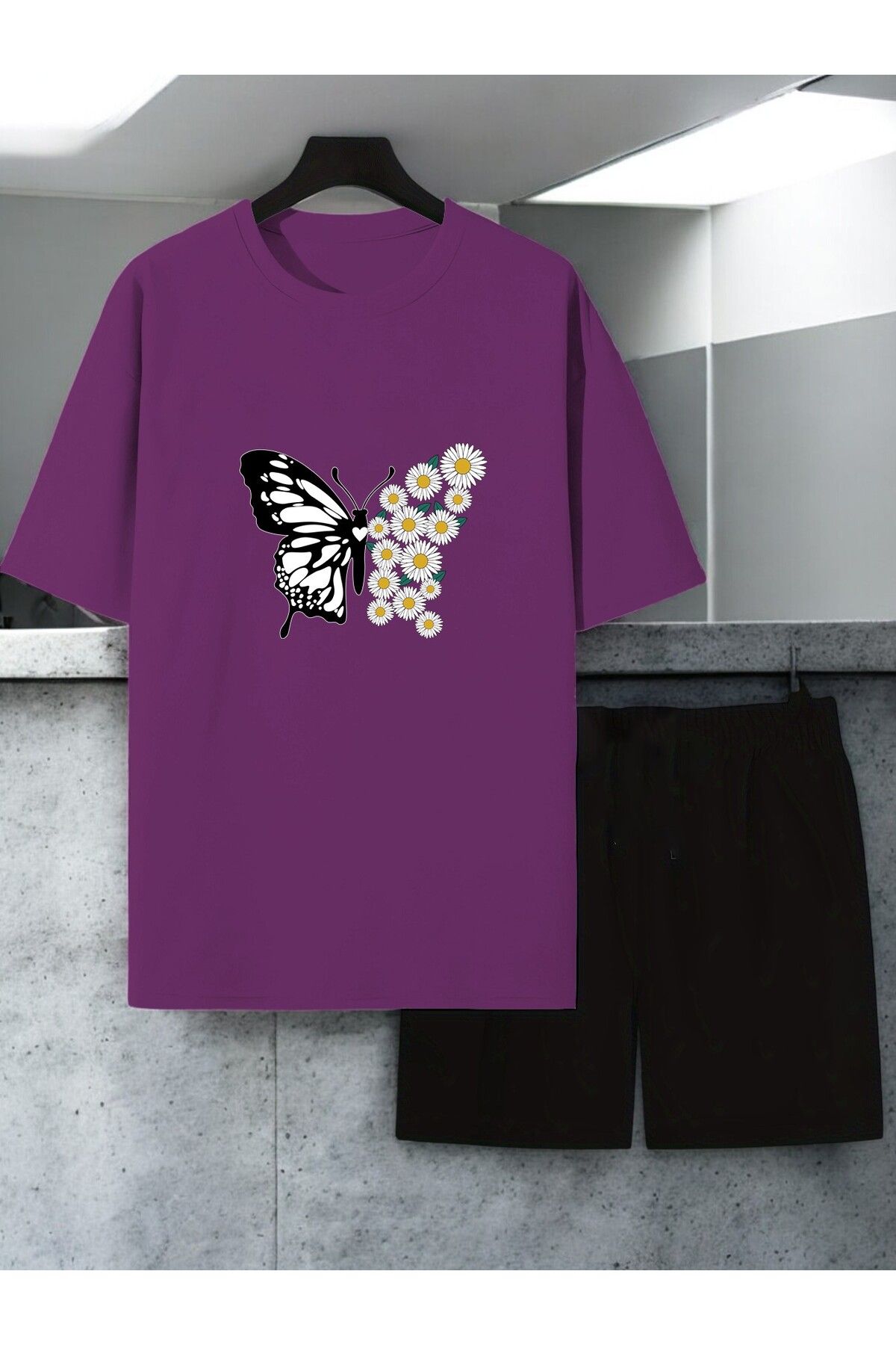uyguntarz Unisex Papatya Kelebek Tasarım Basklı Tshirt Şort Takımı
