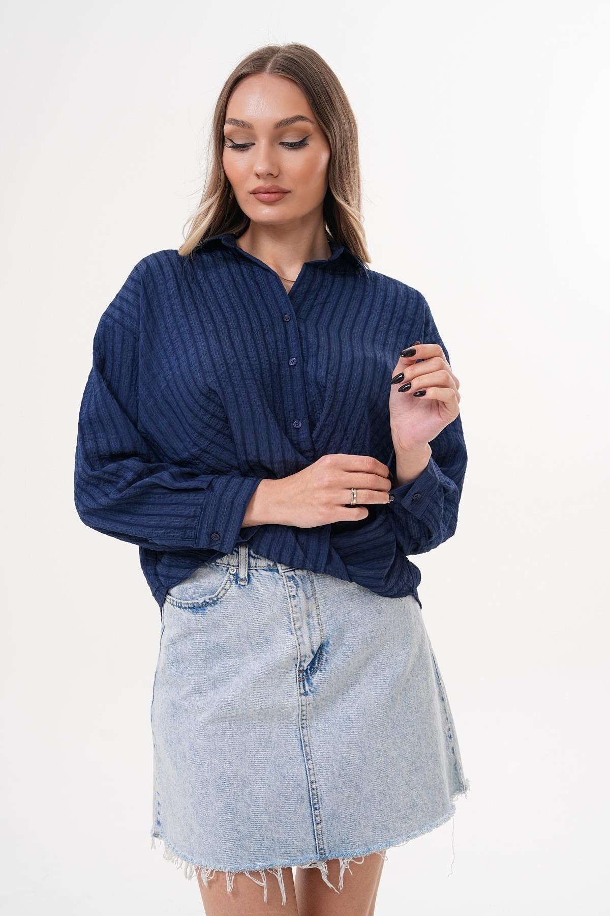 Tree of Heaven Luna Navy